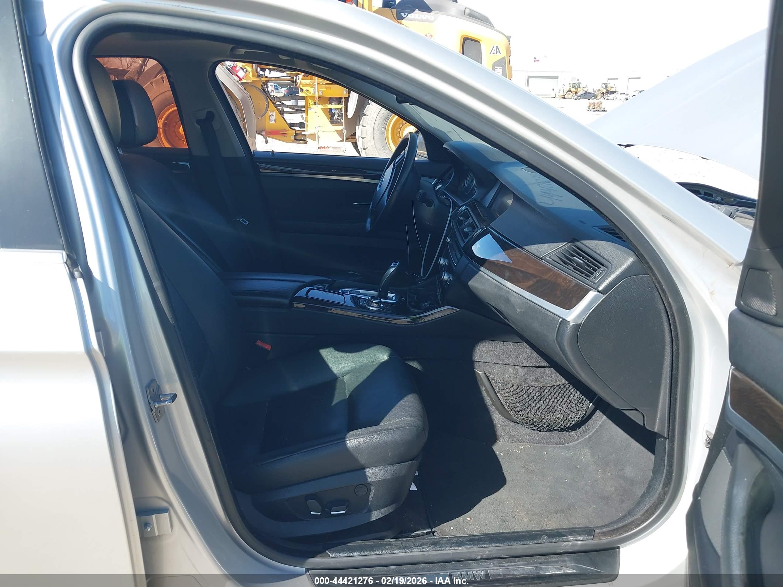 BMW 535I image 5