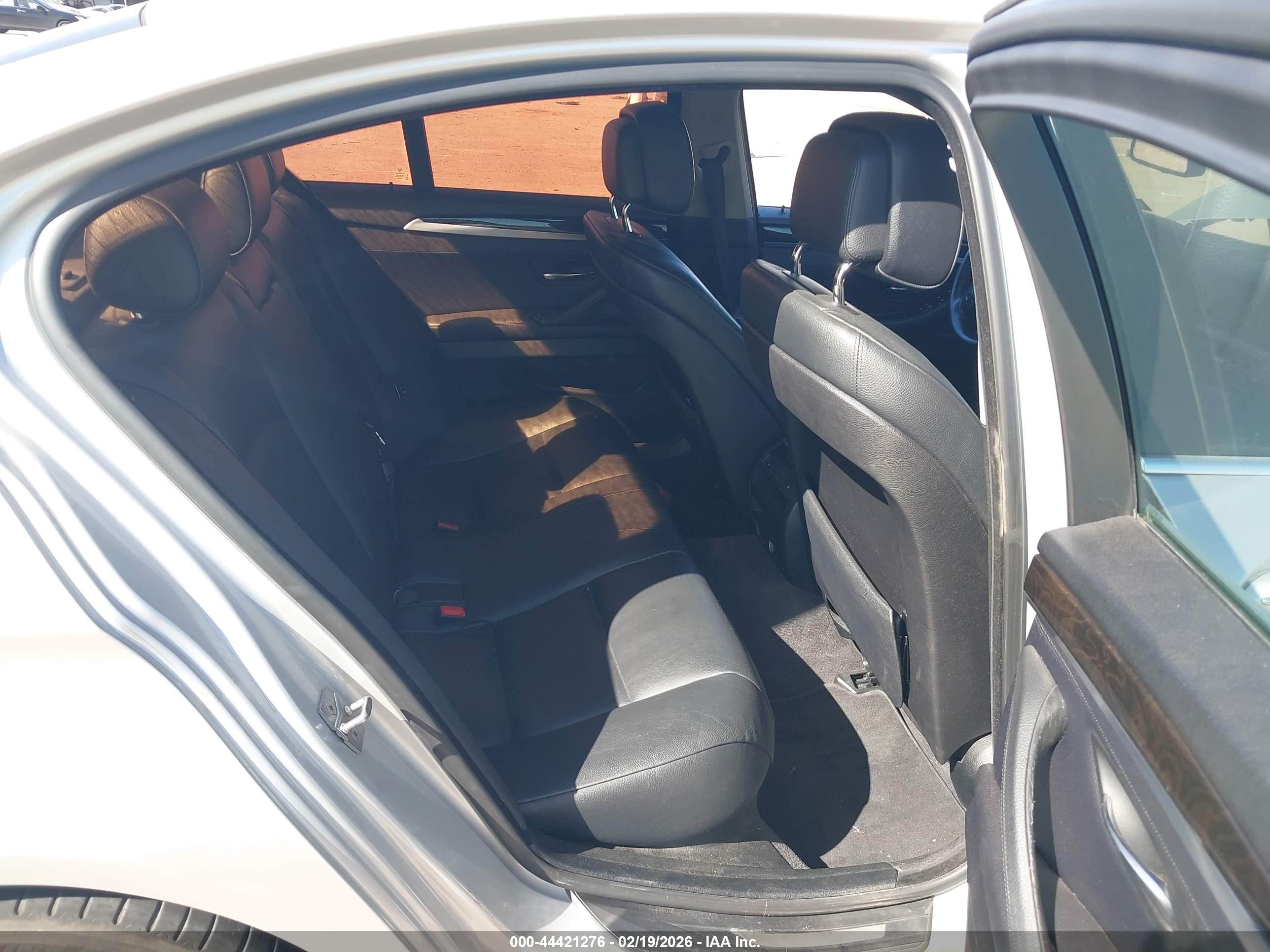 BMW 535I image 8