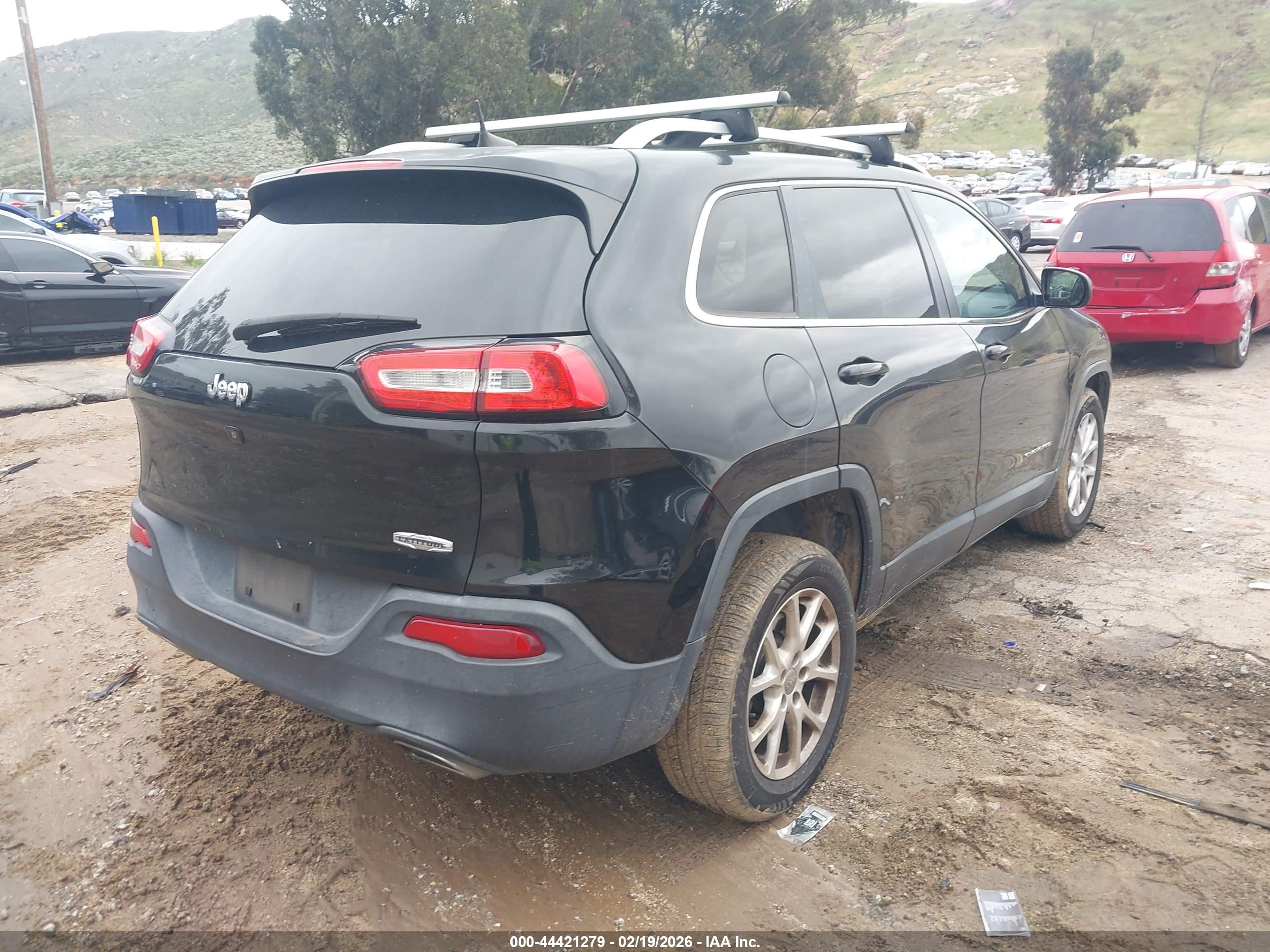 JEEP CHEROKEE image 4