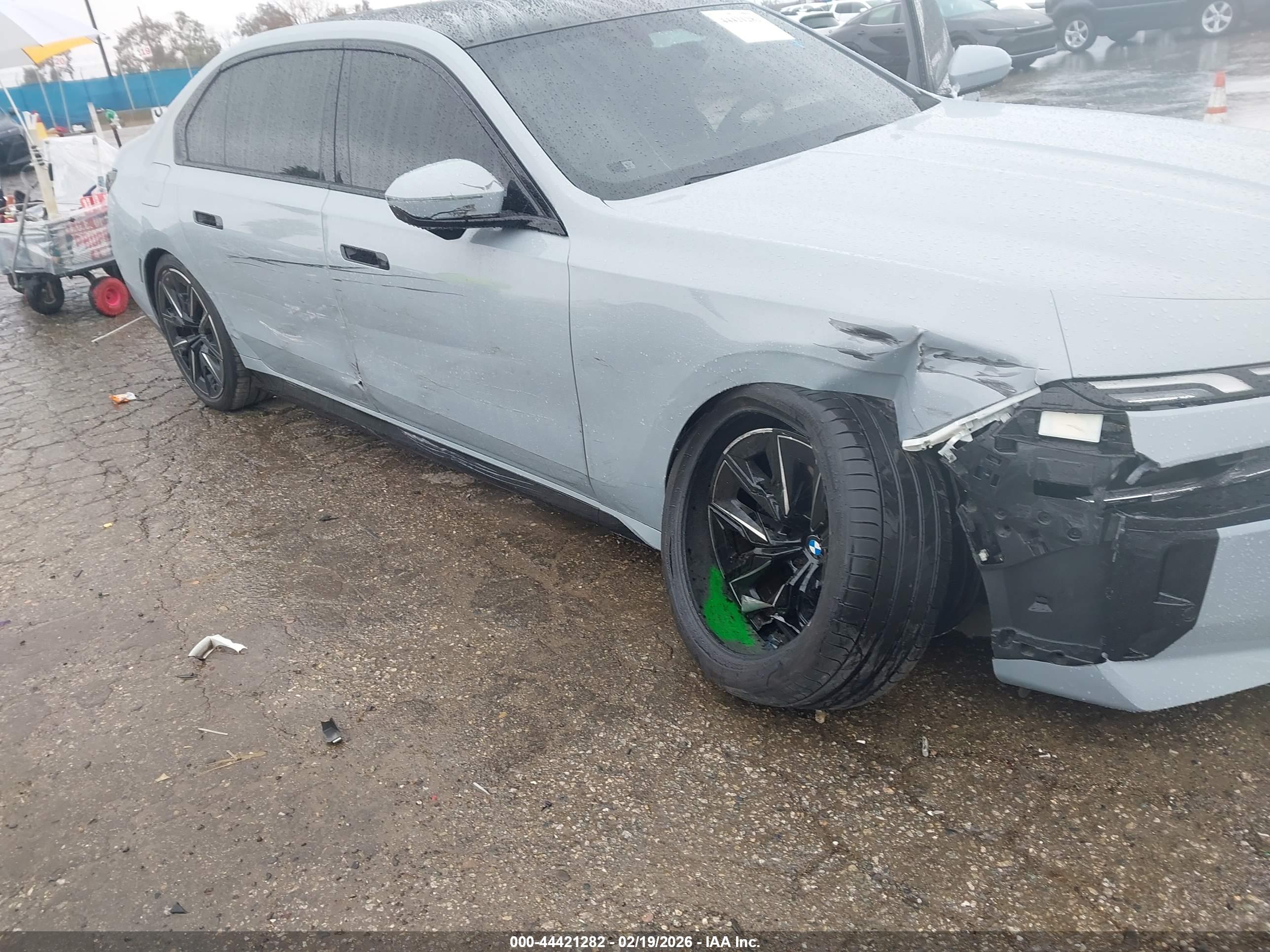 BMW 760 image 6