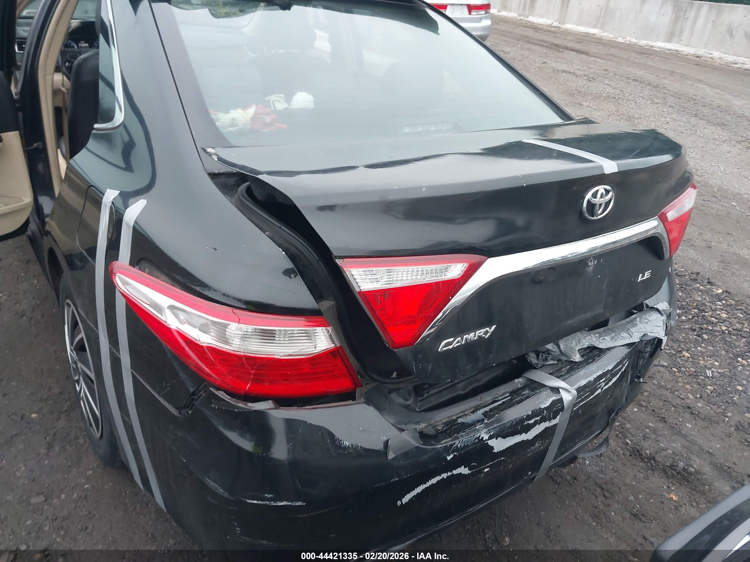 TOYOTA CAMRY image 6