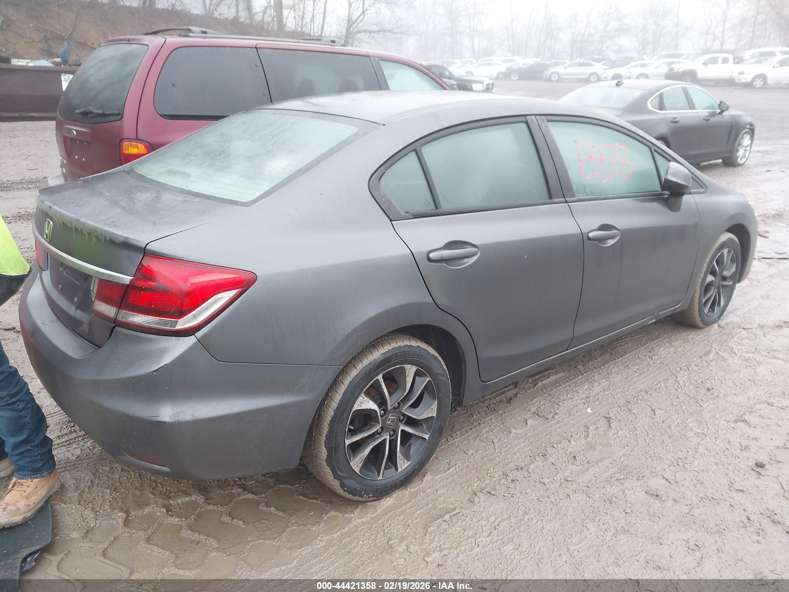 HONDA CIVIC image 4
