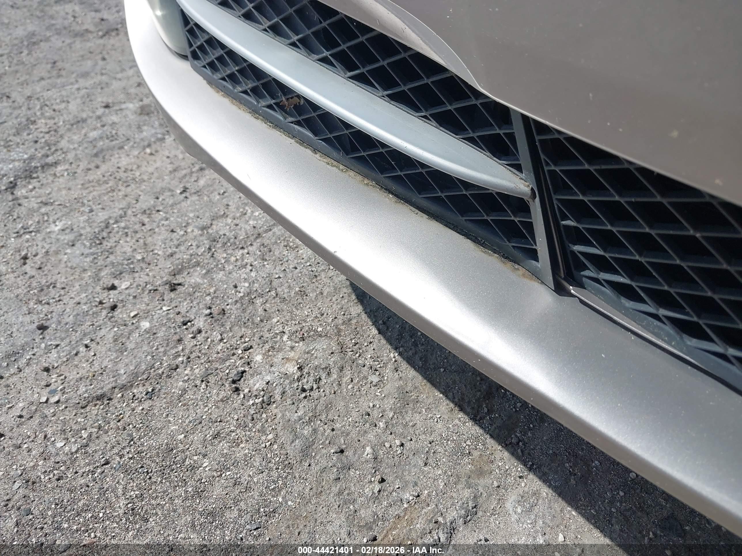 BMW 528I image 6