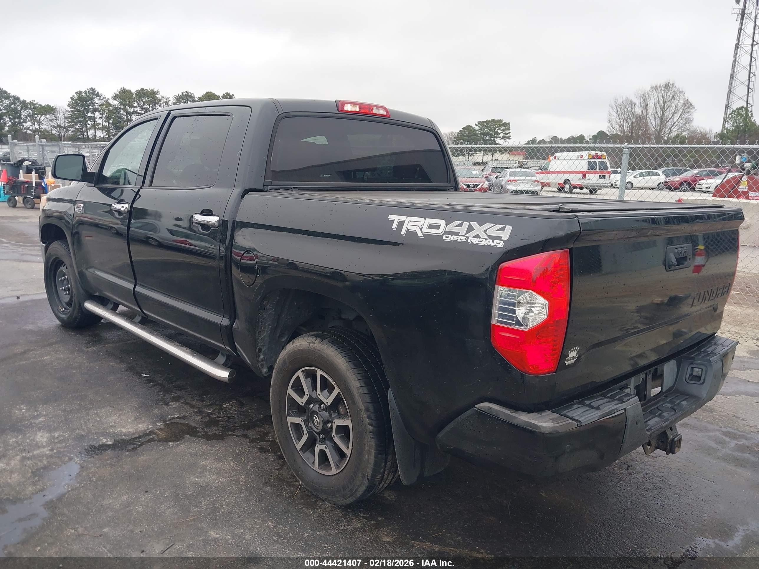 TOYOTA TUNDRA image 3