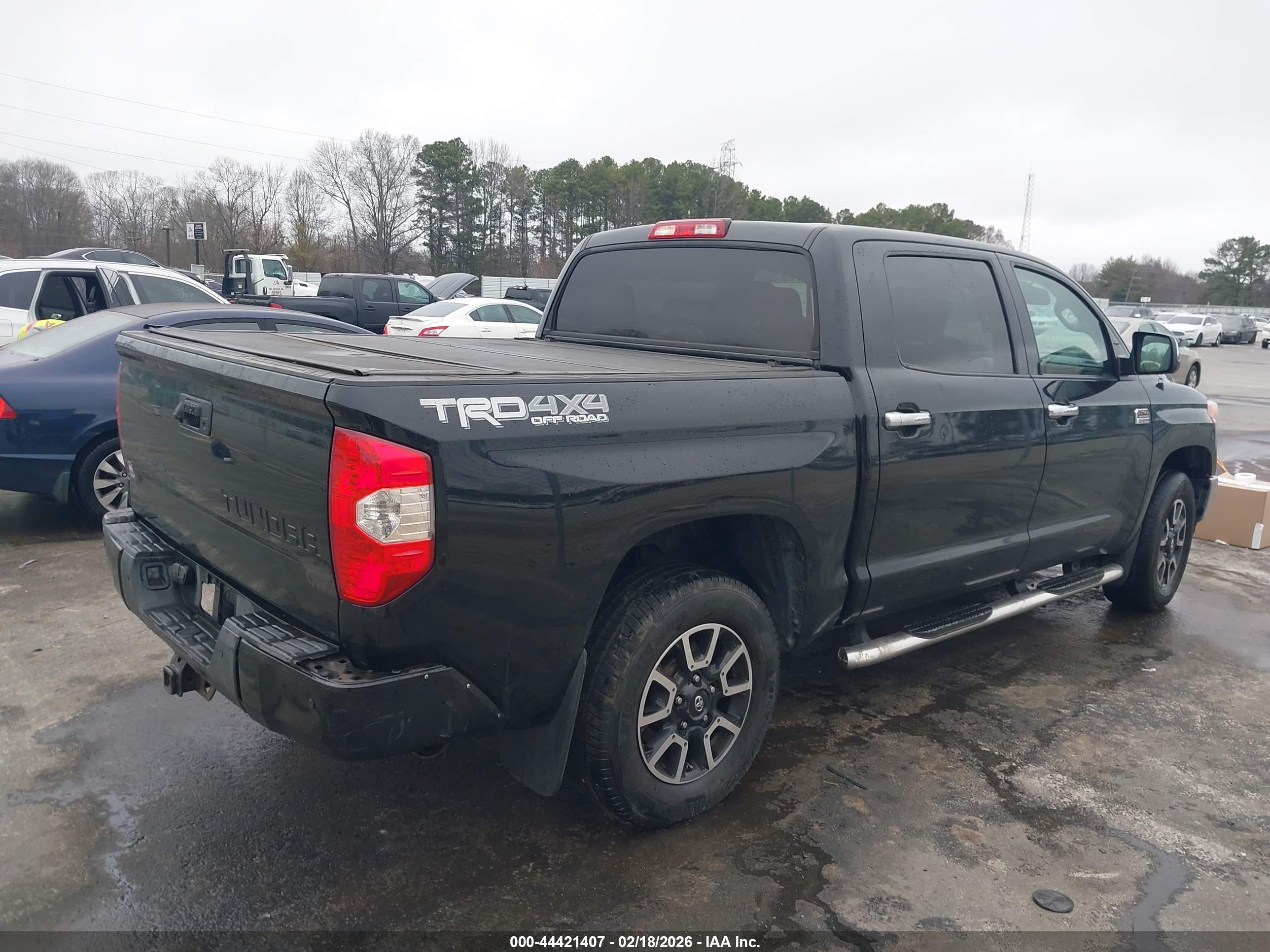 TOYOTA TUNDRA image 4