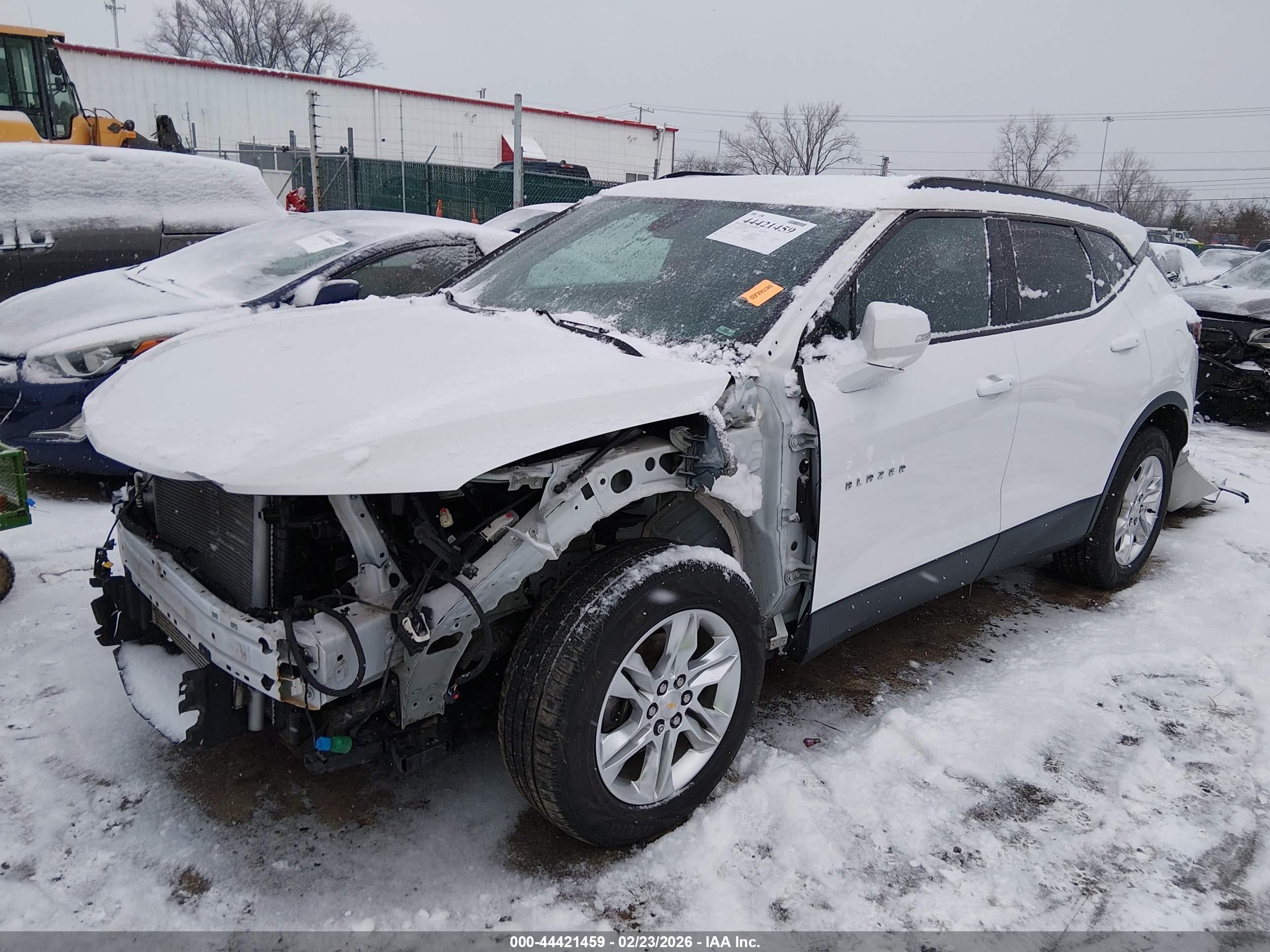 CHEVROLET BLAZER image 2