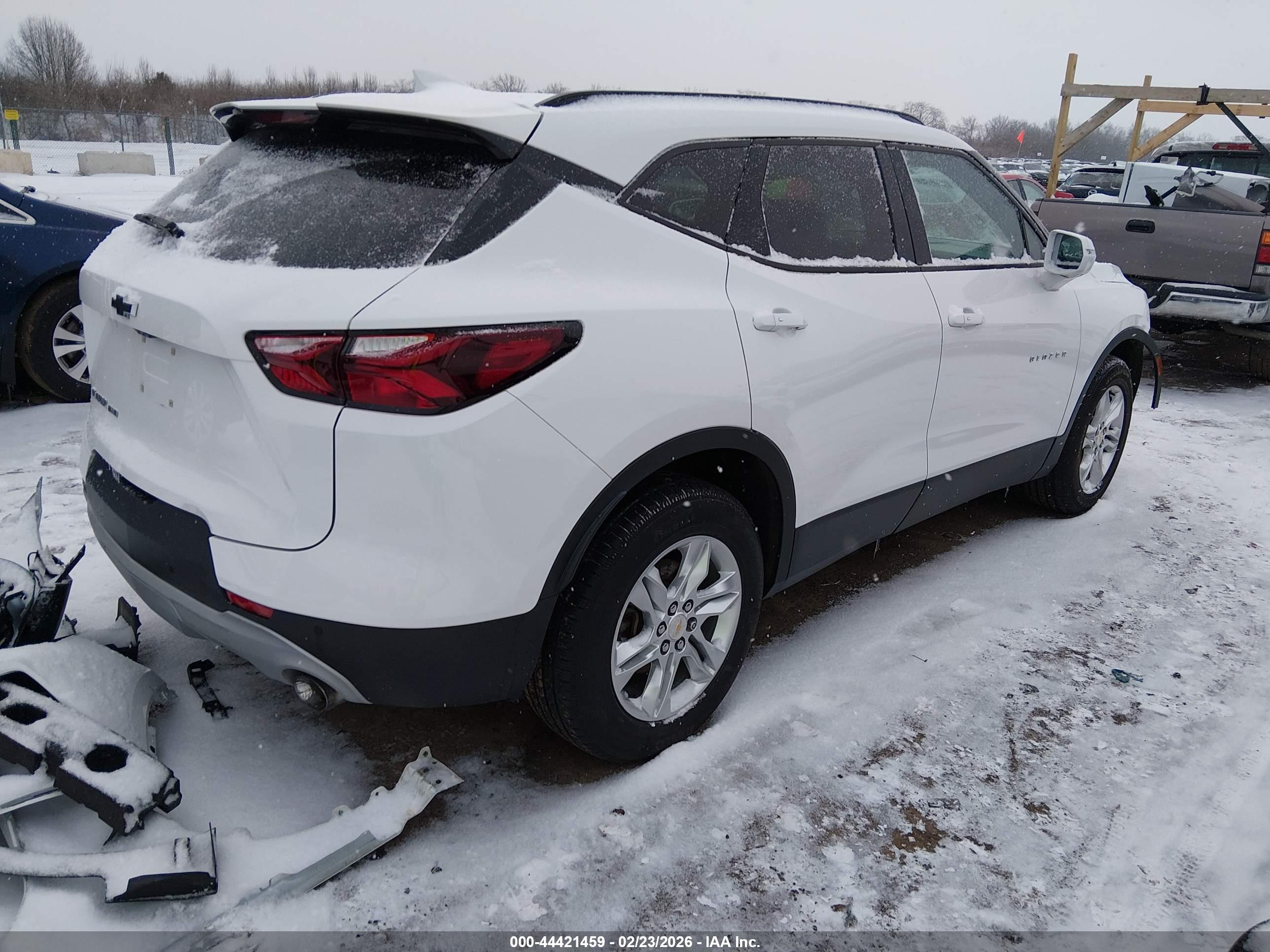 CHEVROLET BLAZER image 4