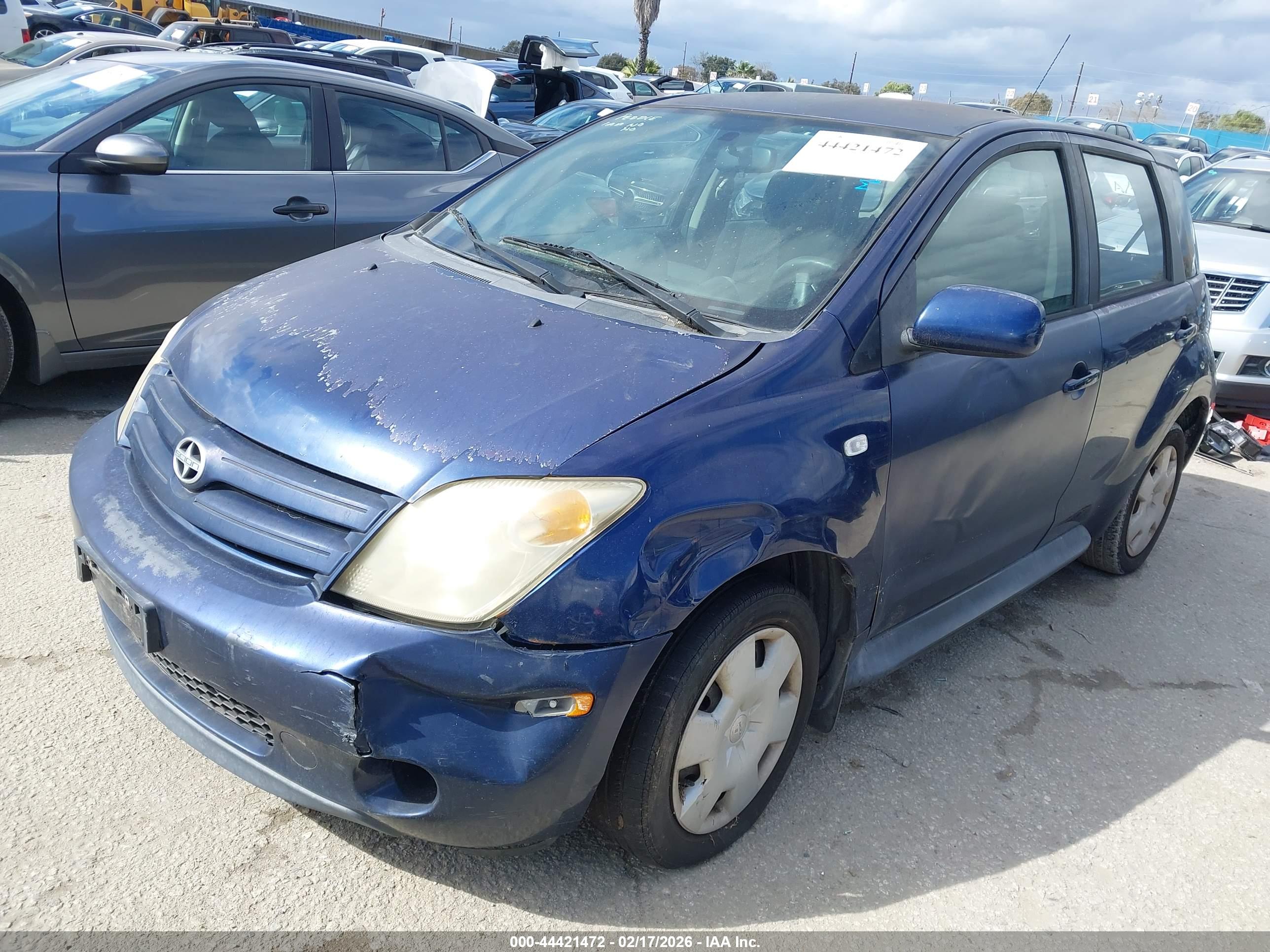 SCION XA image 2