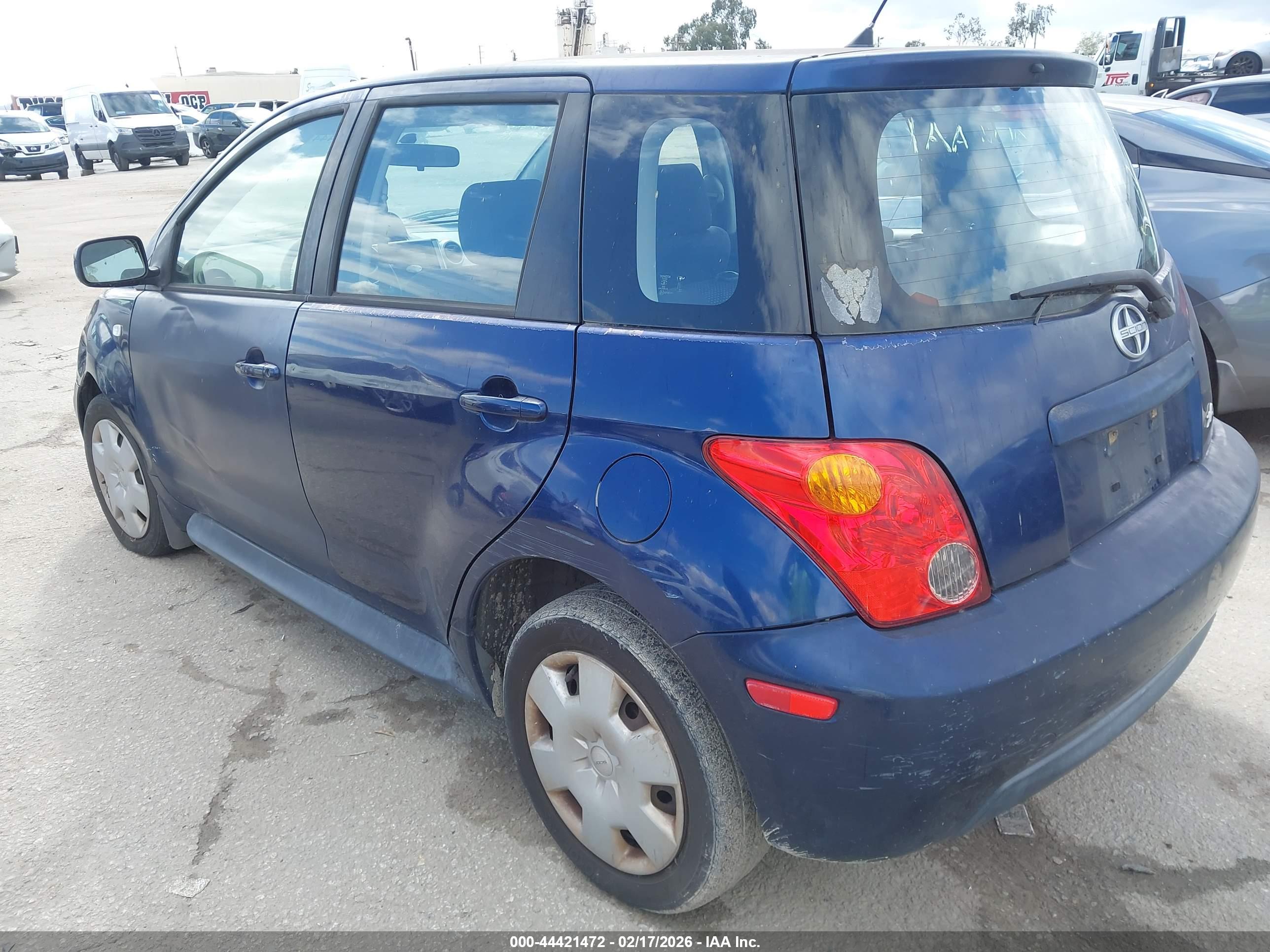 SCION XA image 3