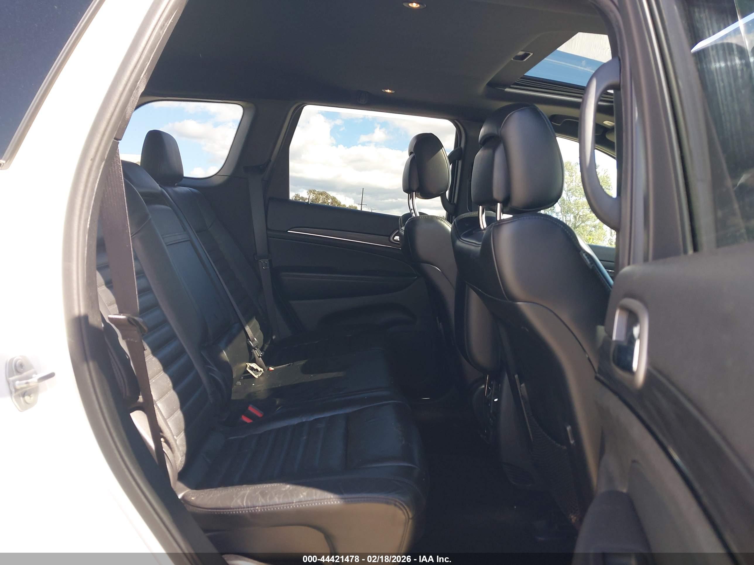 JEEP GRAND image 8