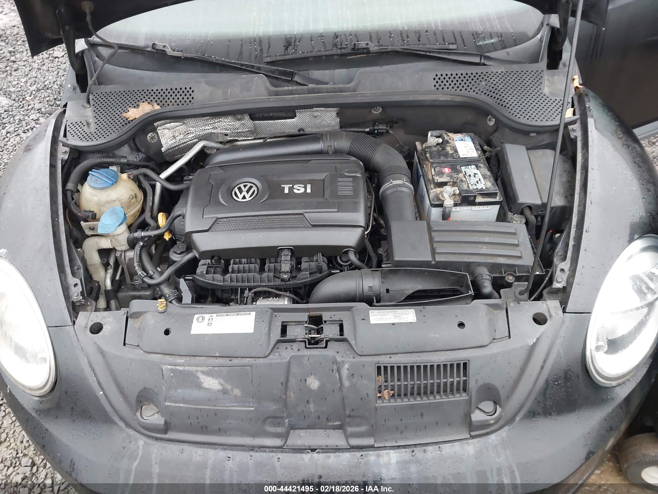 VOLKSWAGEN BEETLE image 10