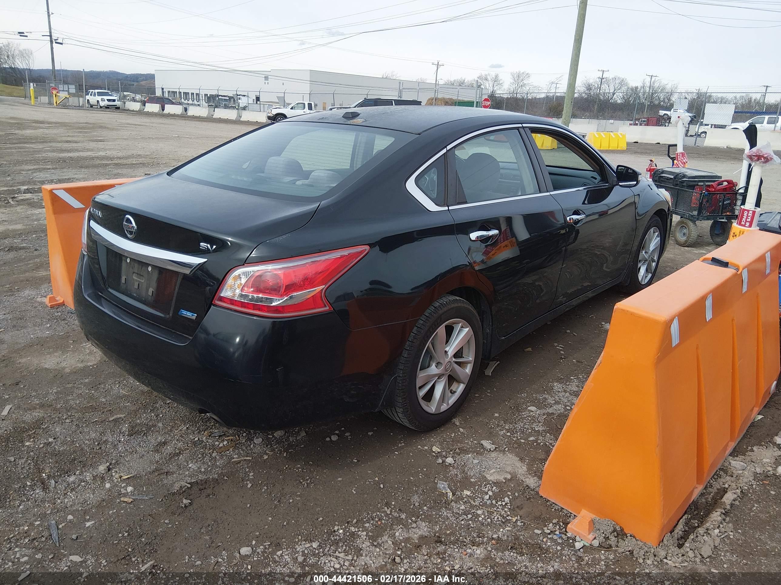 NISSAN ALTIMA image 4