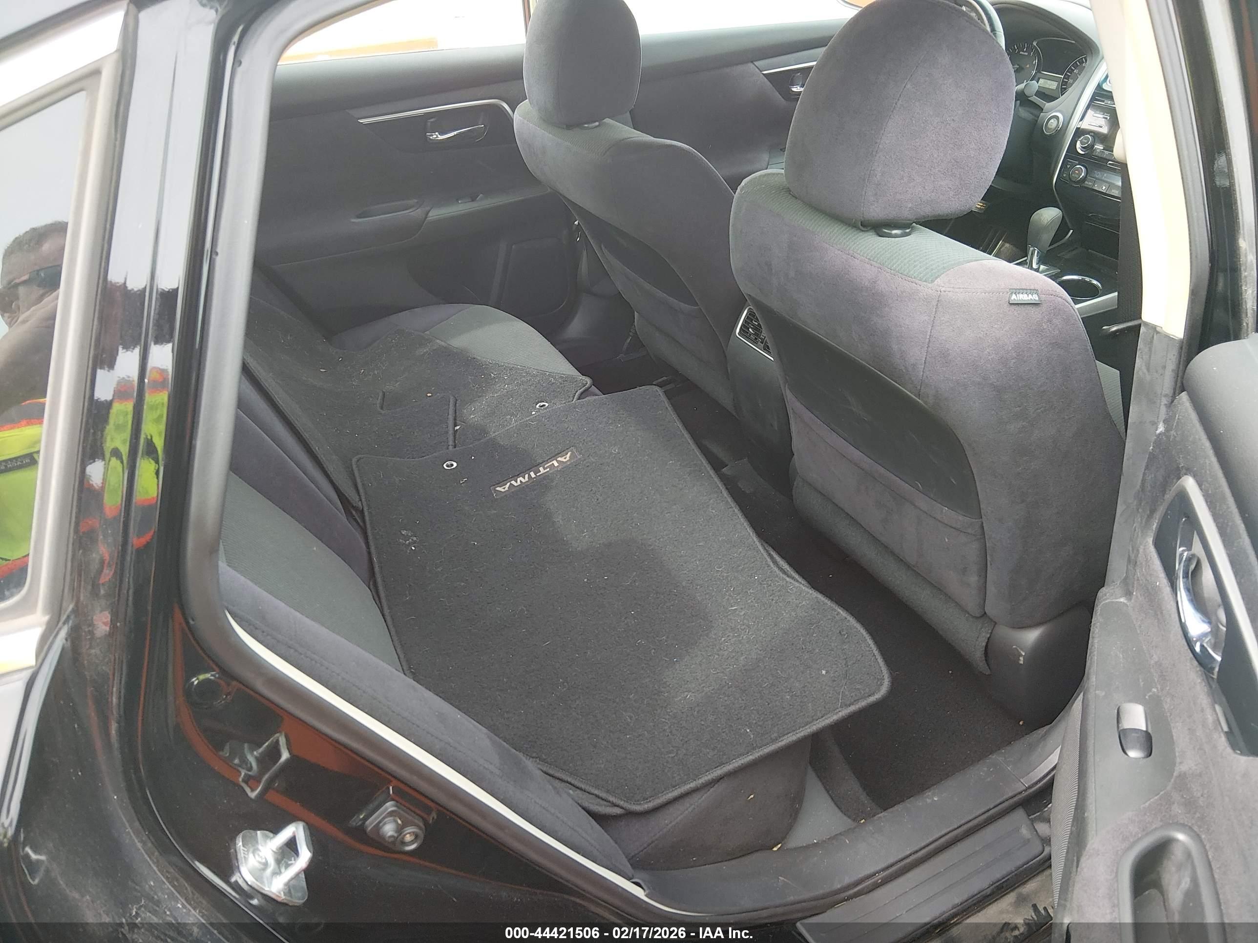 NISSAN ALTIMA image 8