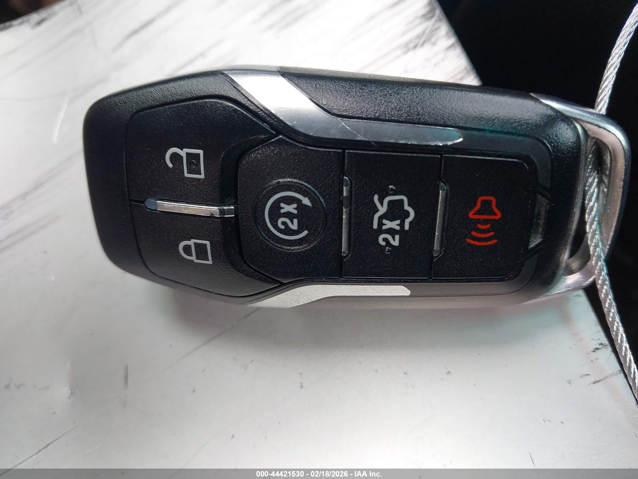 FORD EXPLORER image 11