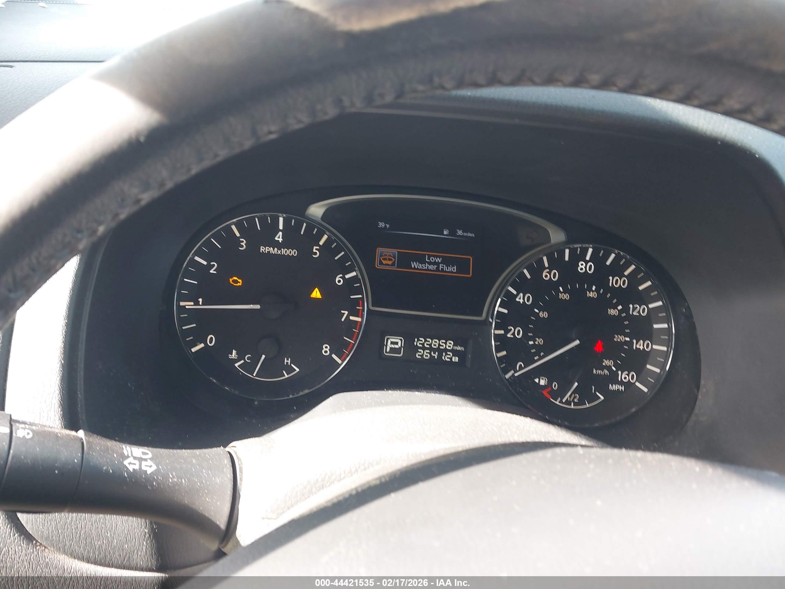 NISSAN PATHFINDER image 7