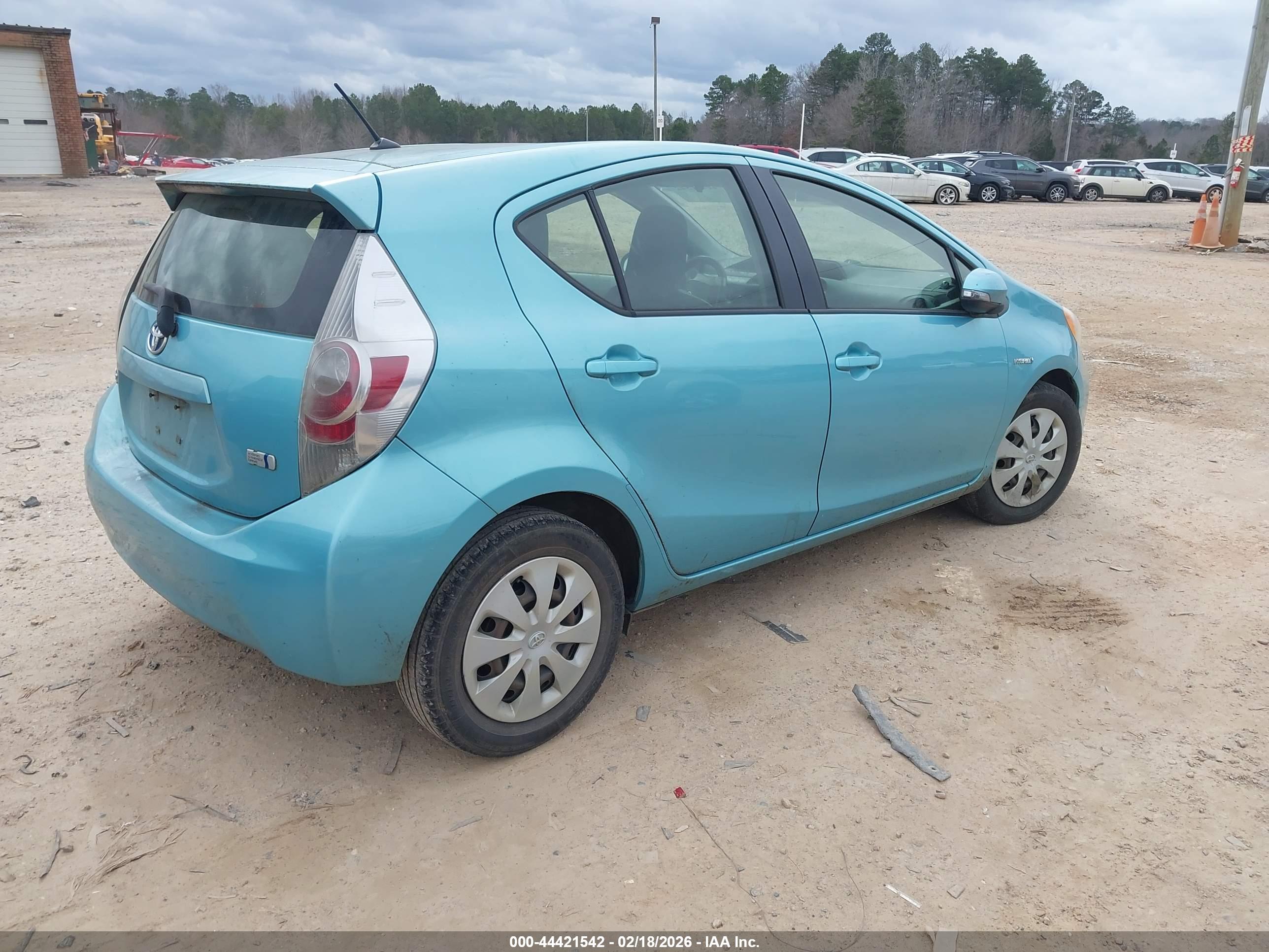 TOYOTA PRIUS image 4