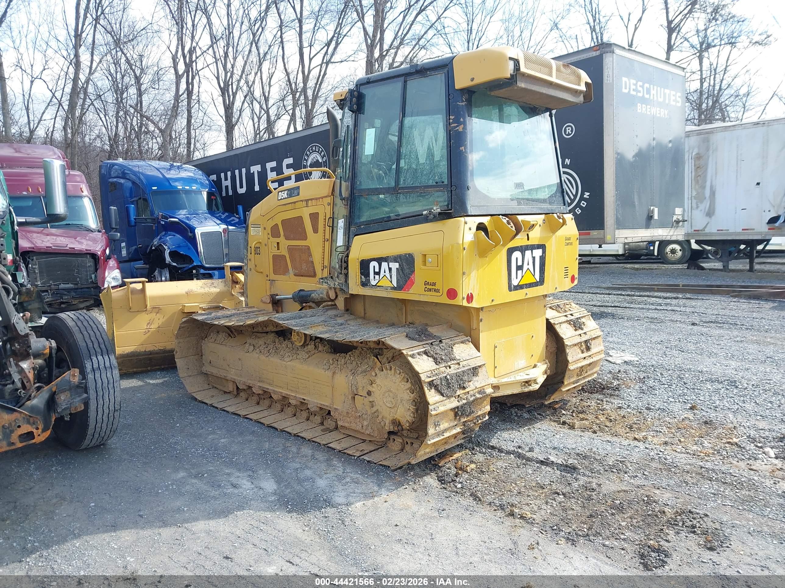 CATERPILLAR D5 image 3