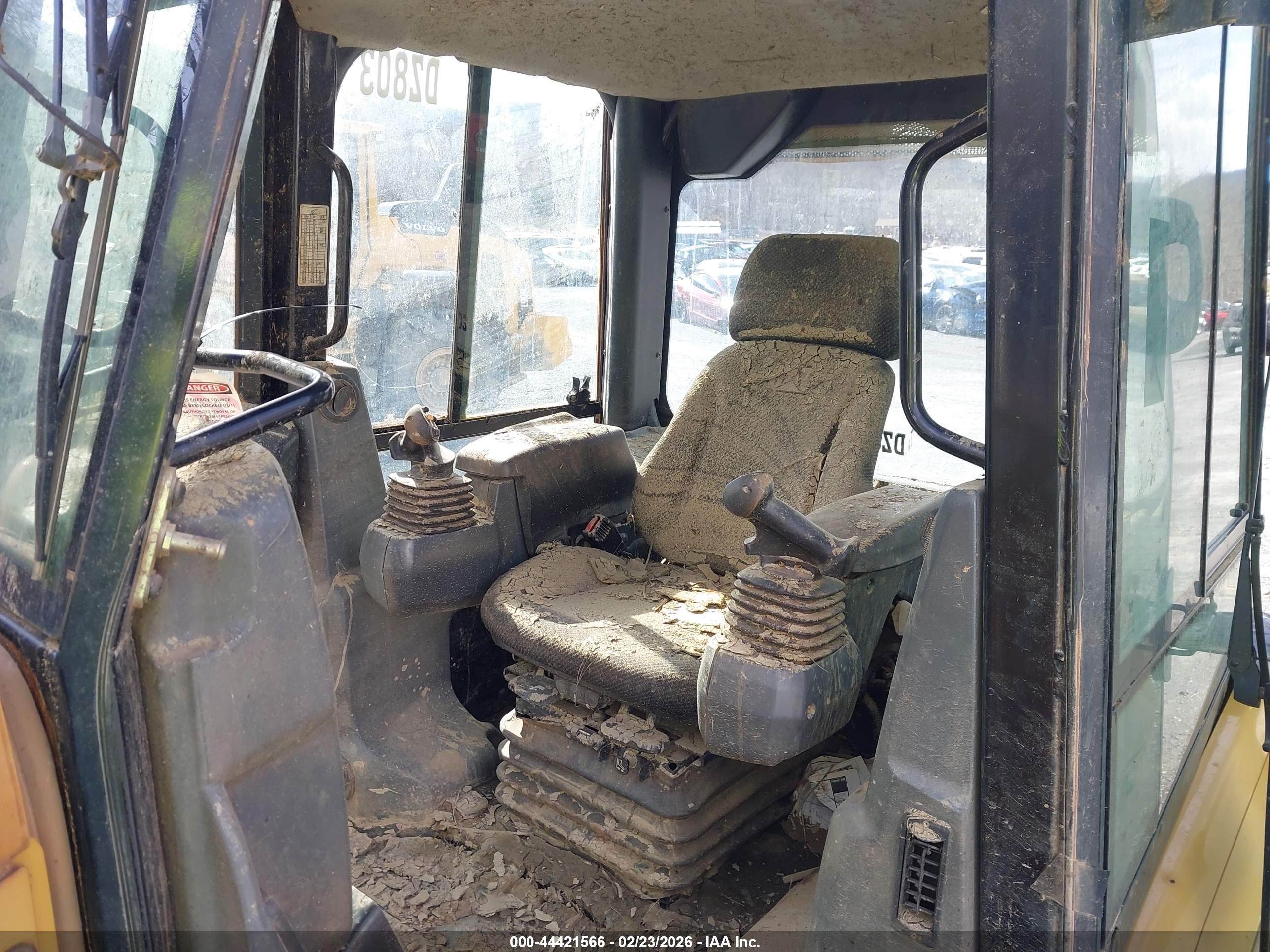 CATERPILLAR D5 image 5