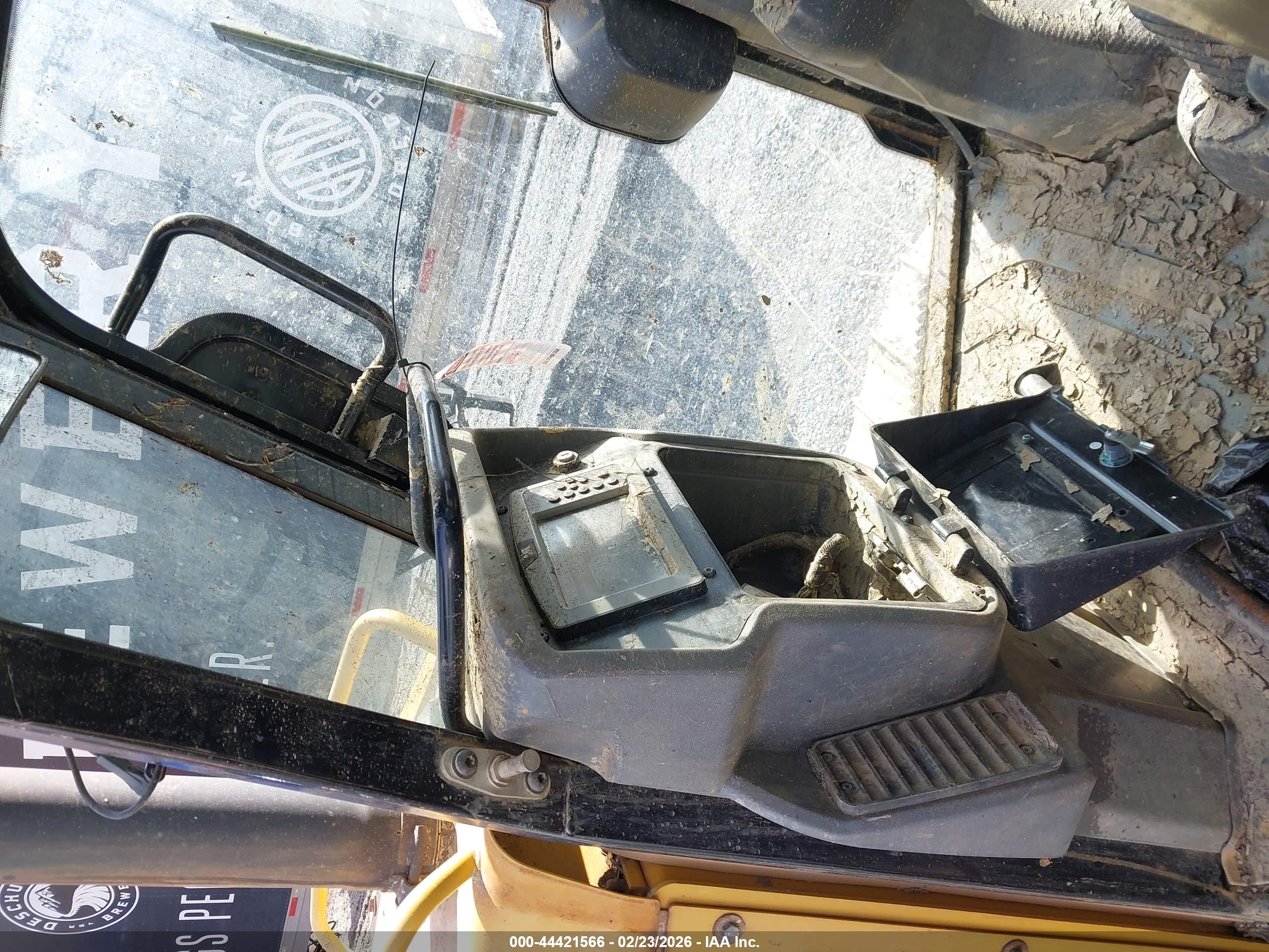 CATERPILLAR D5 image 8