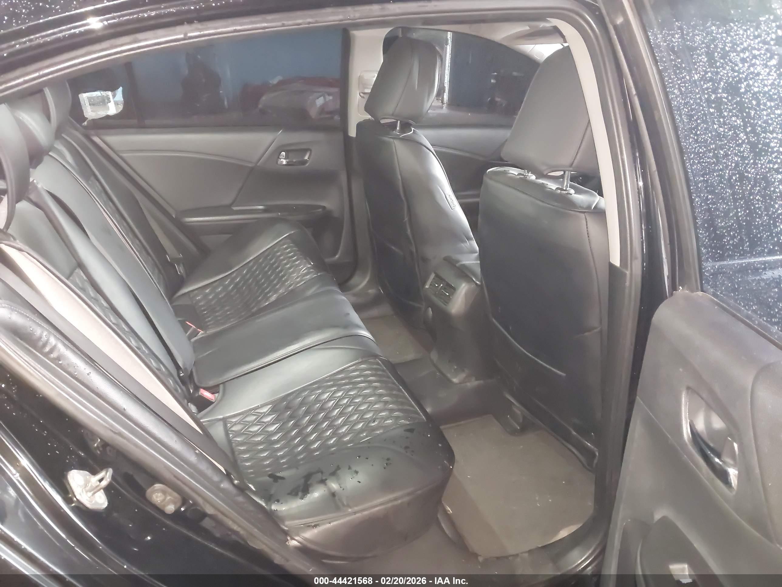HONDA ACCORD image 8