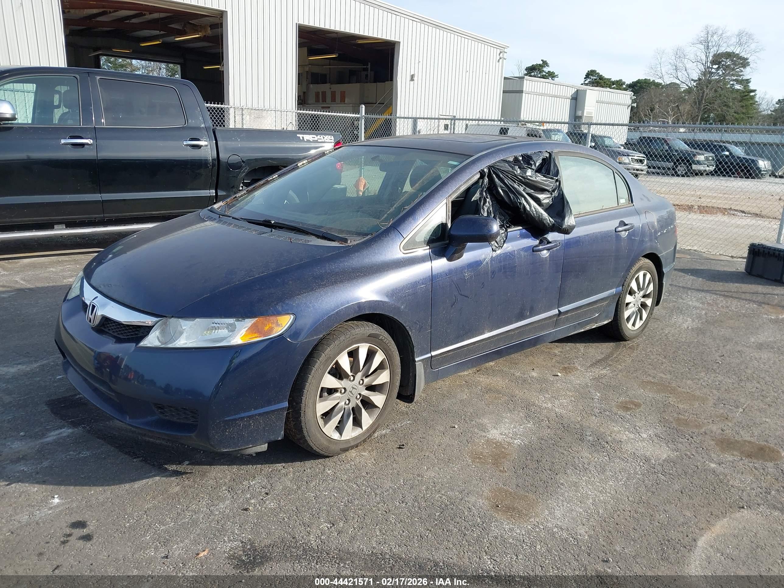 HONDA CIVIC image 2