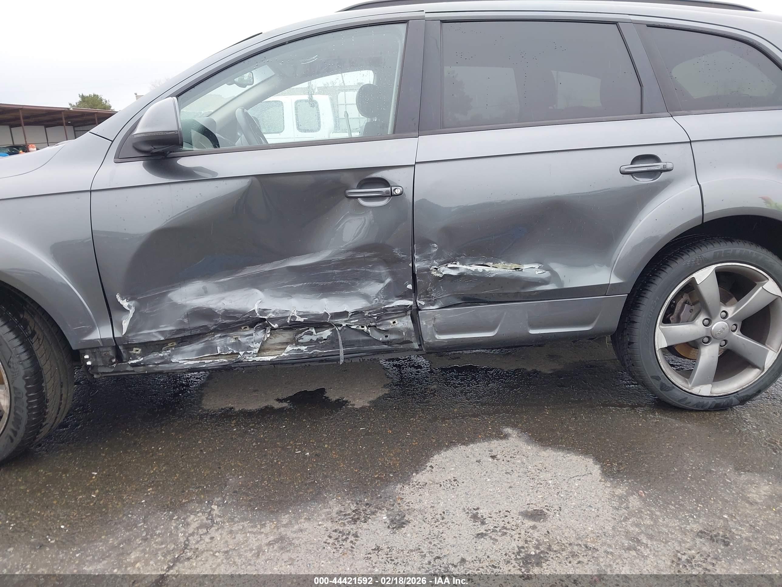 AUDI Q7 image 6