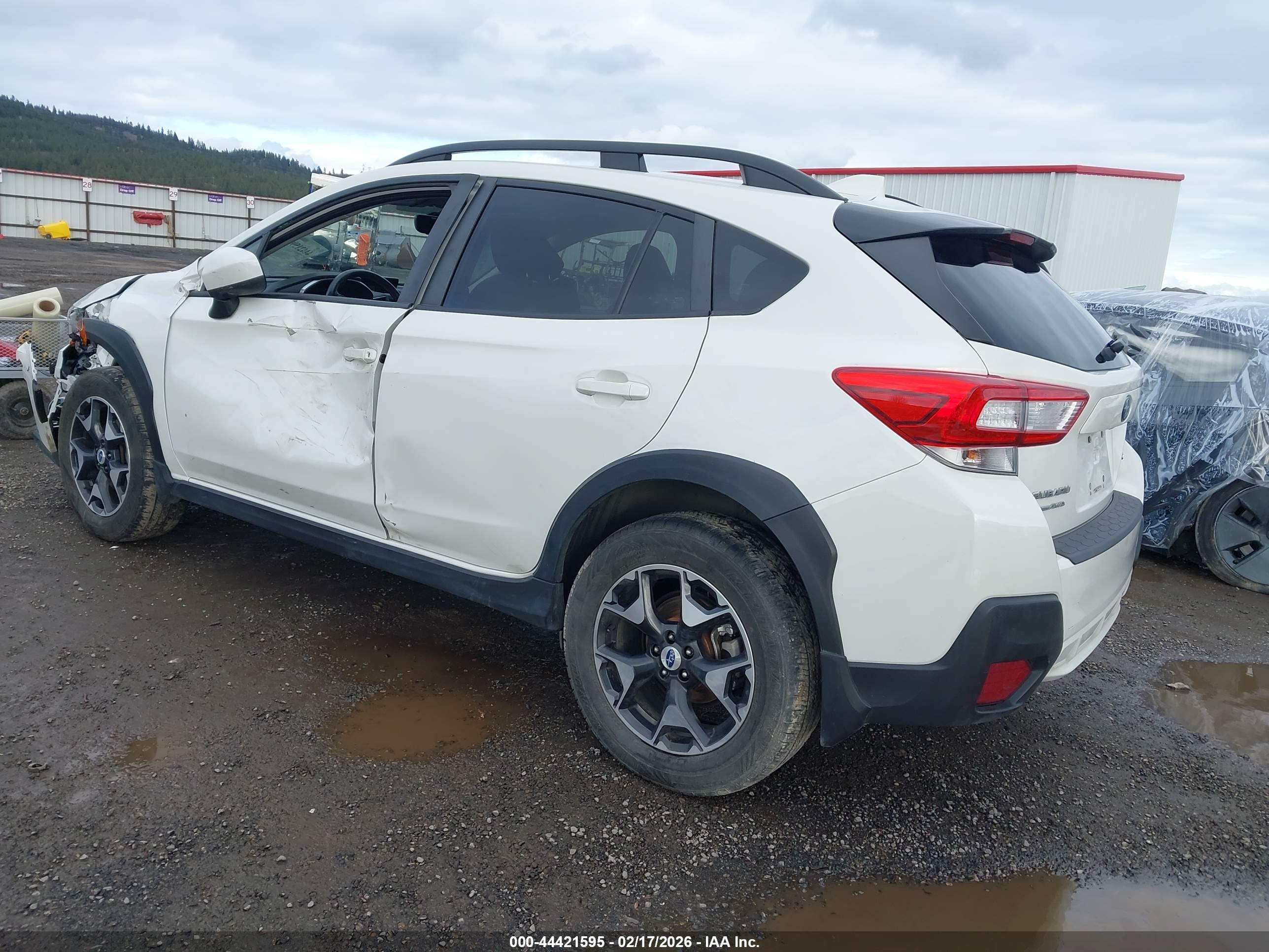 SUBARU CROSSTREK image 3