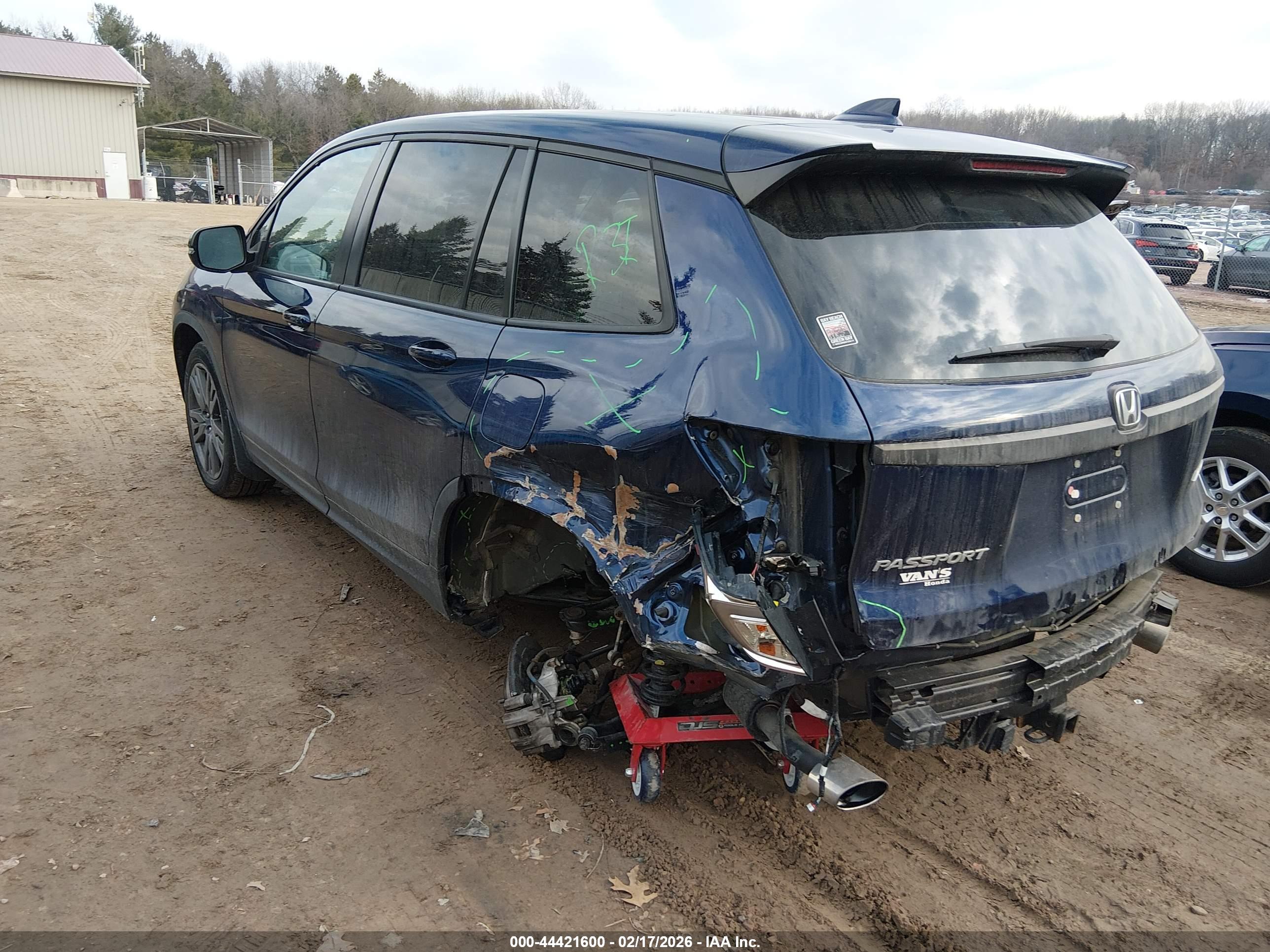HONDA PASSPORT image 3