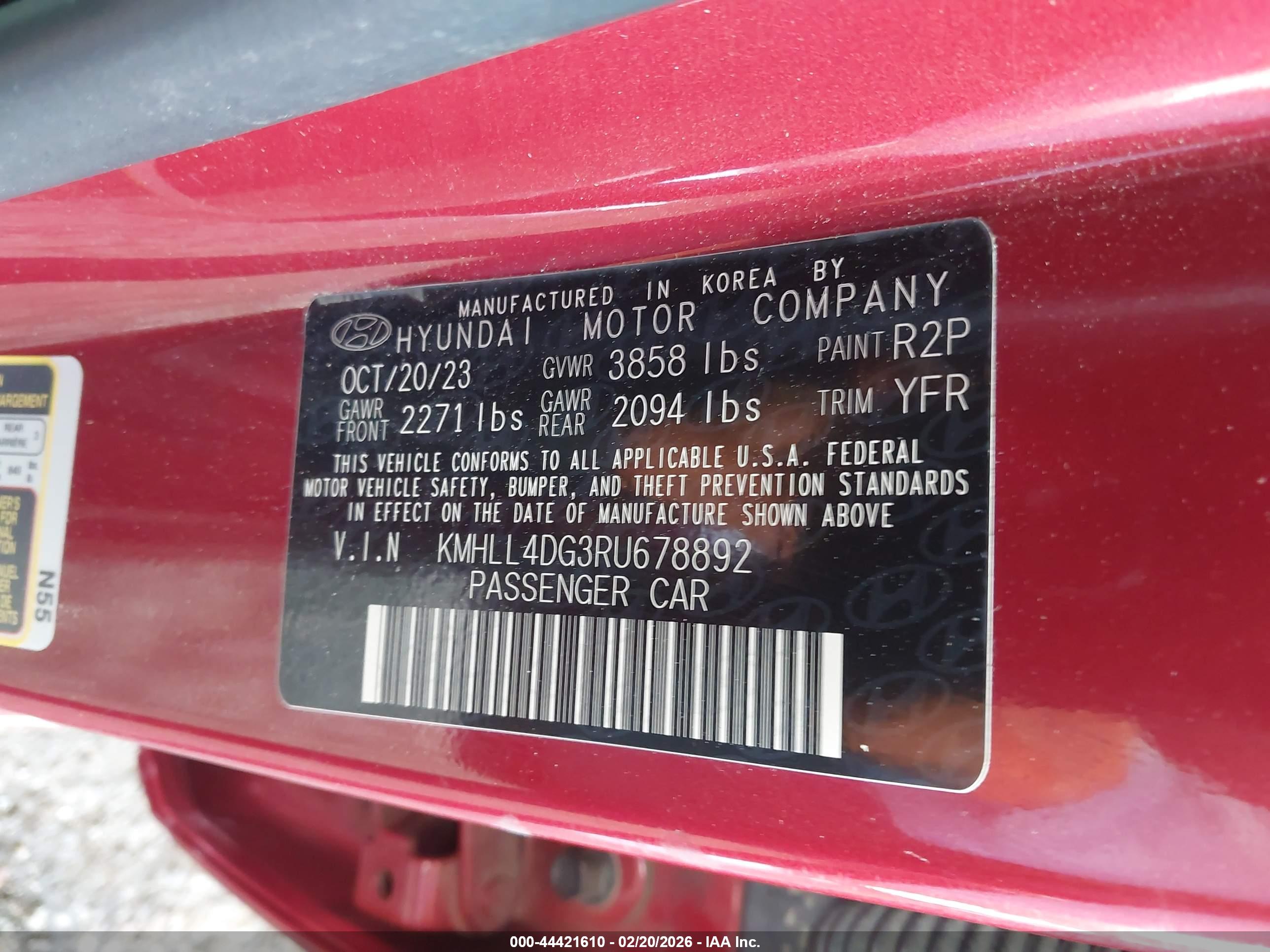 HYUNDAI ELANTRA image 9