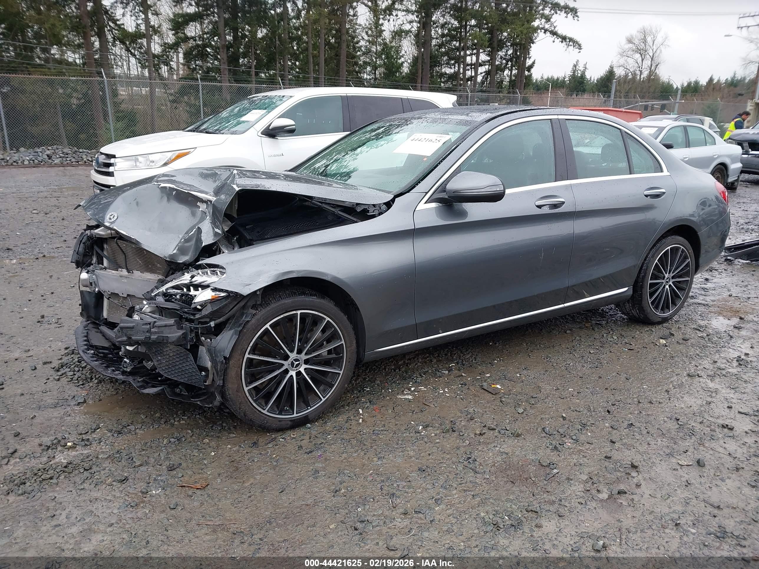 MERCEDES-BENZ C image 2