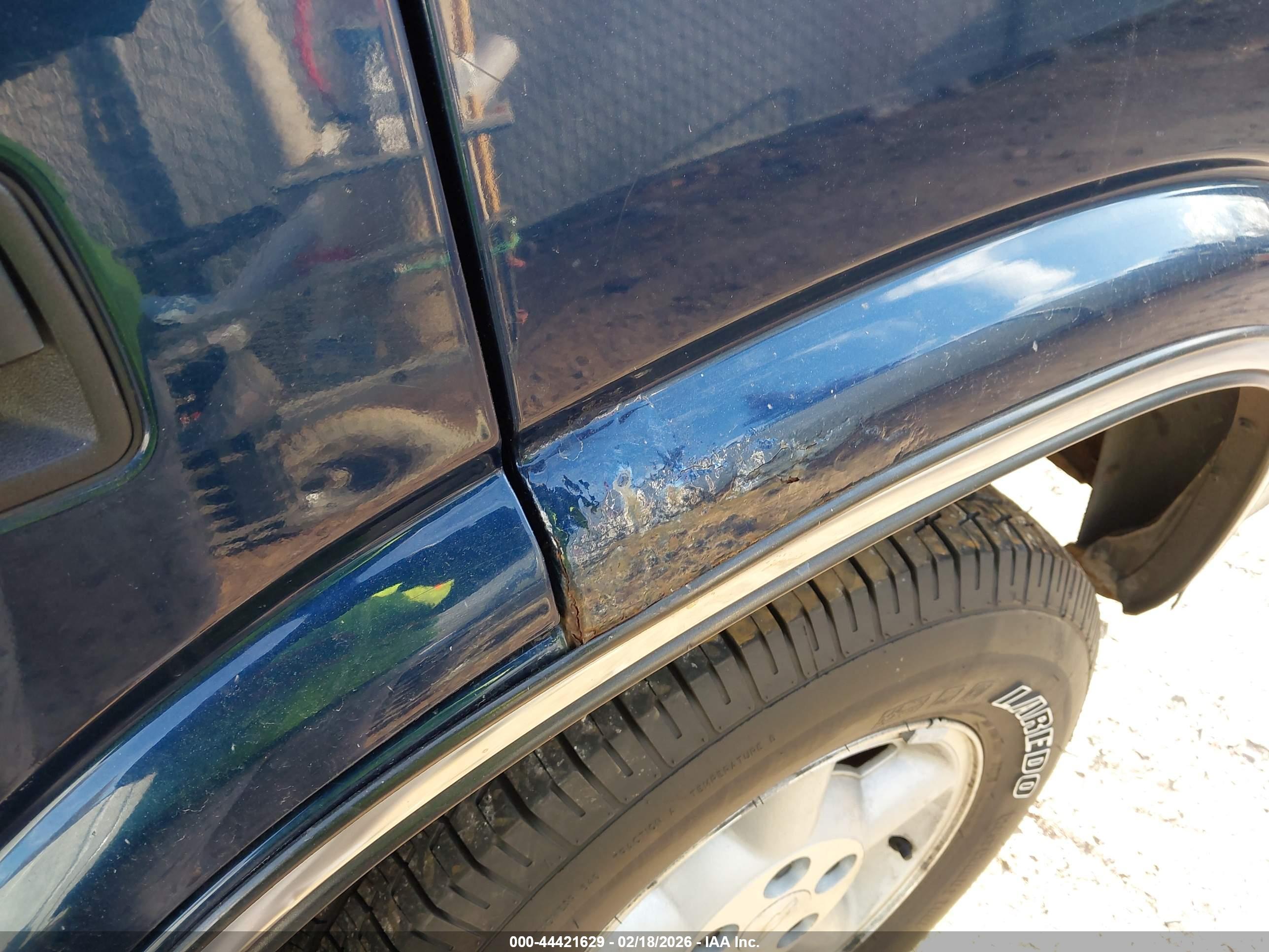 CHEVROLET BLAZER image 6