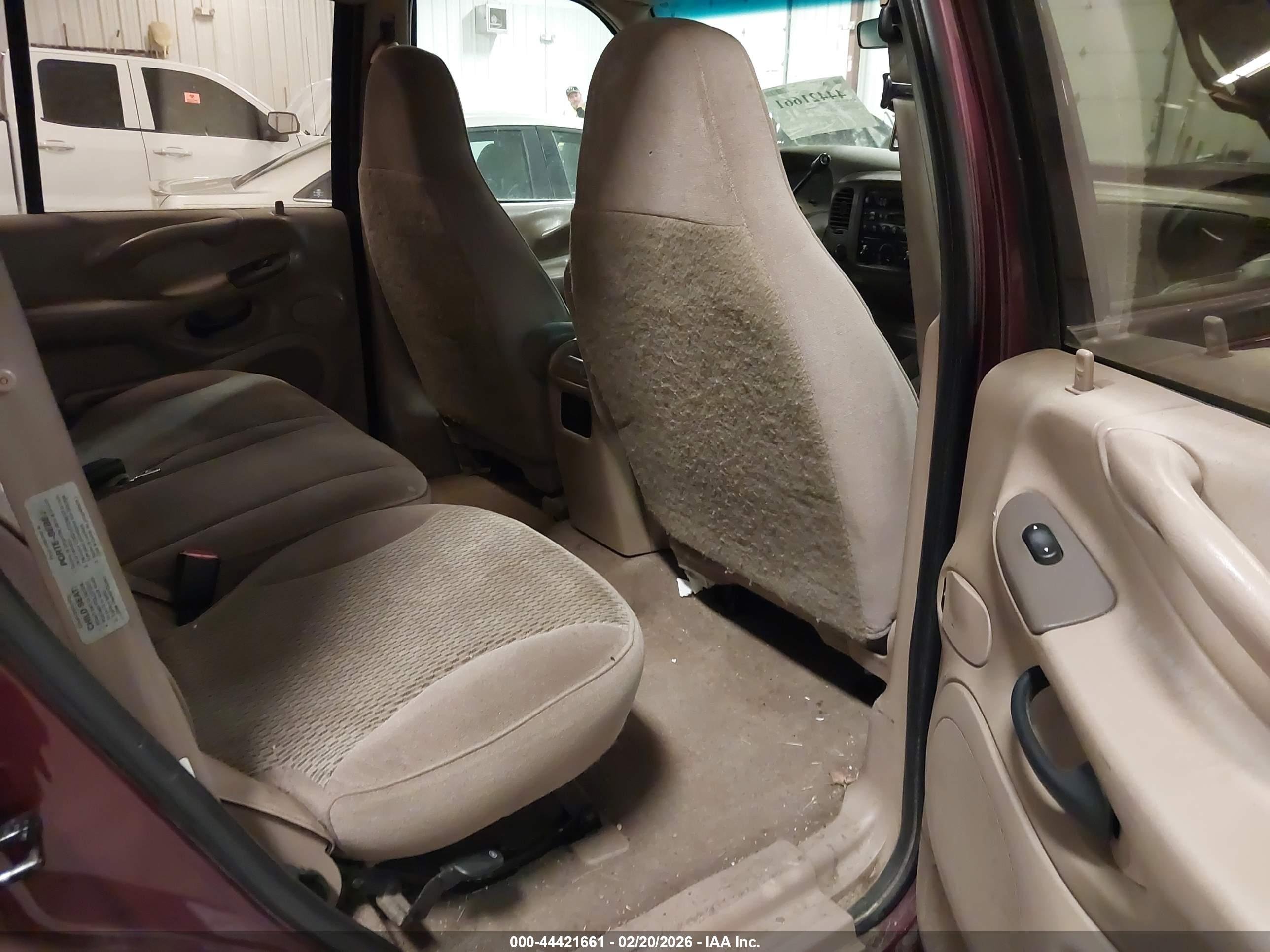 FORD EXPEDITION image 8