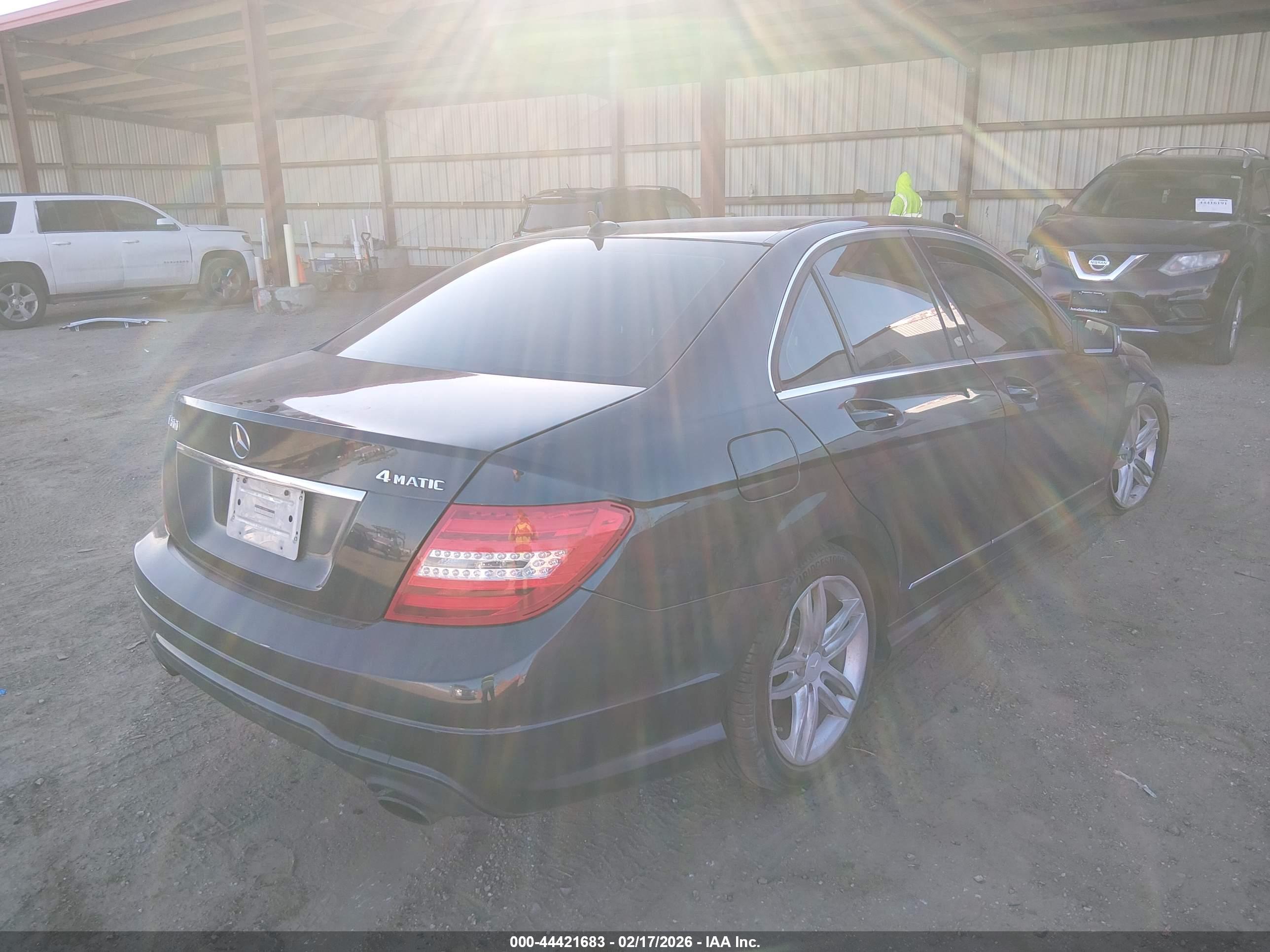 MERCEDES-BENZ C image 4