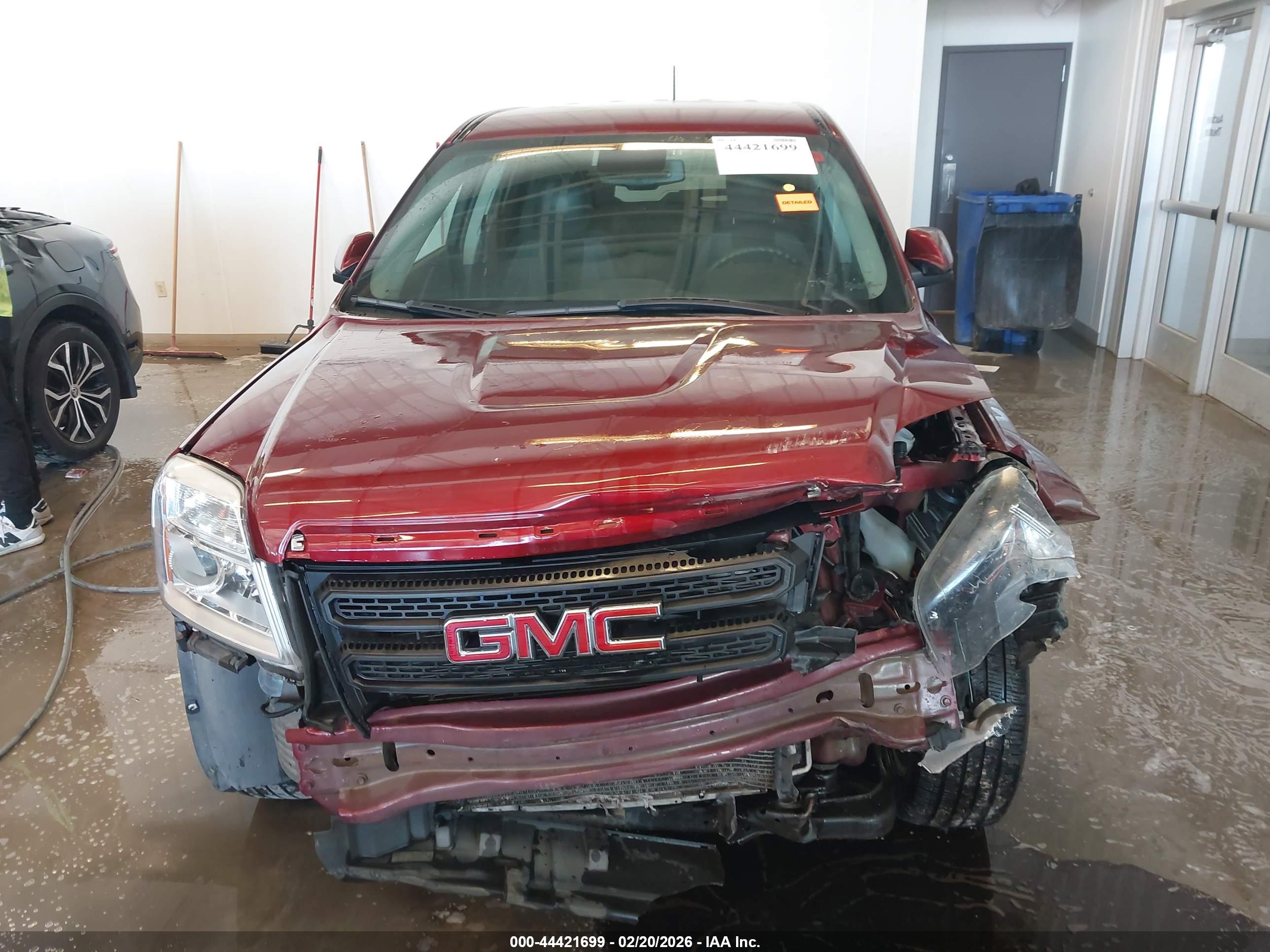 GMC TERRAIN image 6