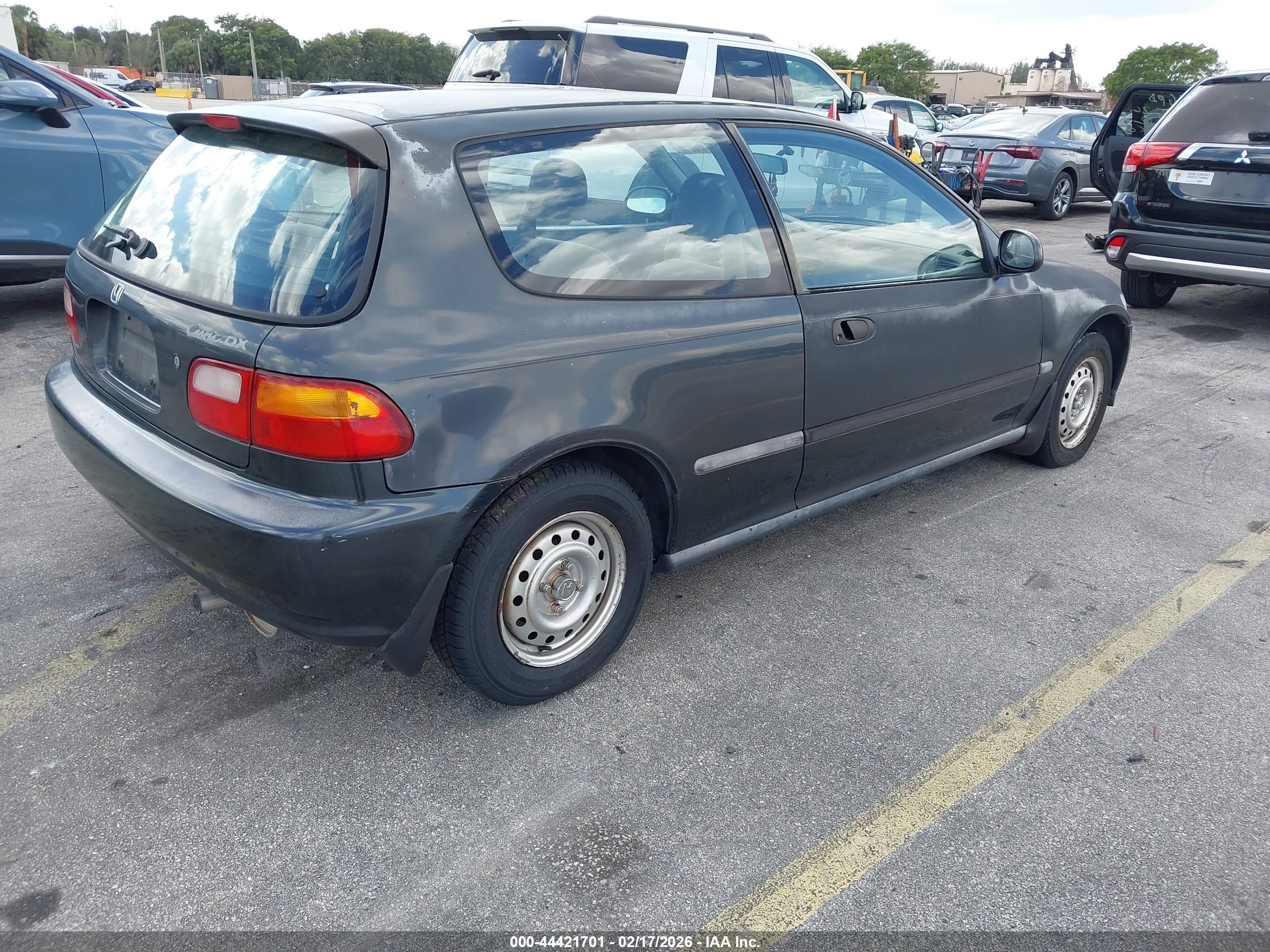 HONDA CIVIC image 4