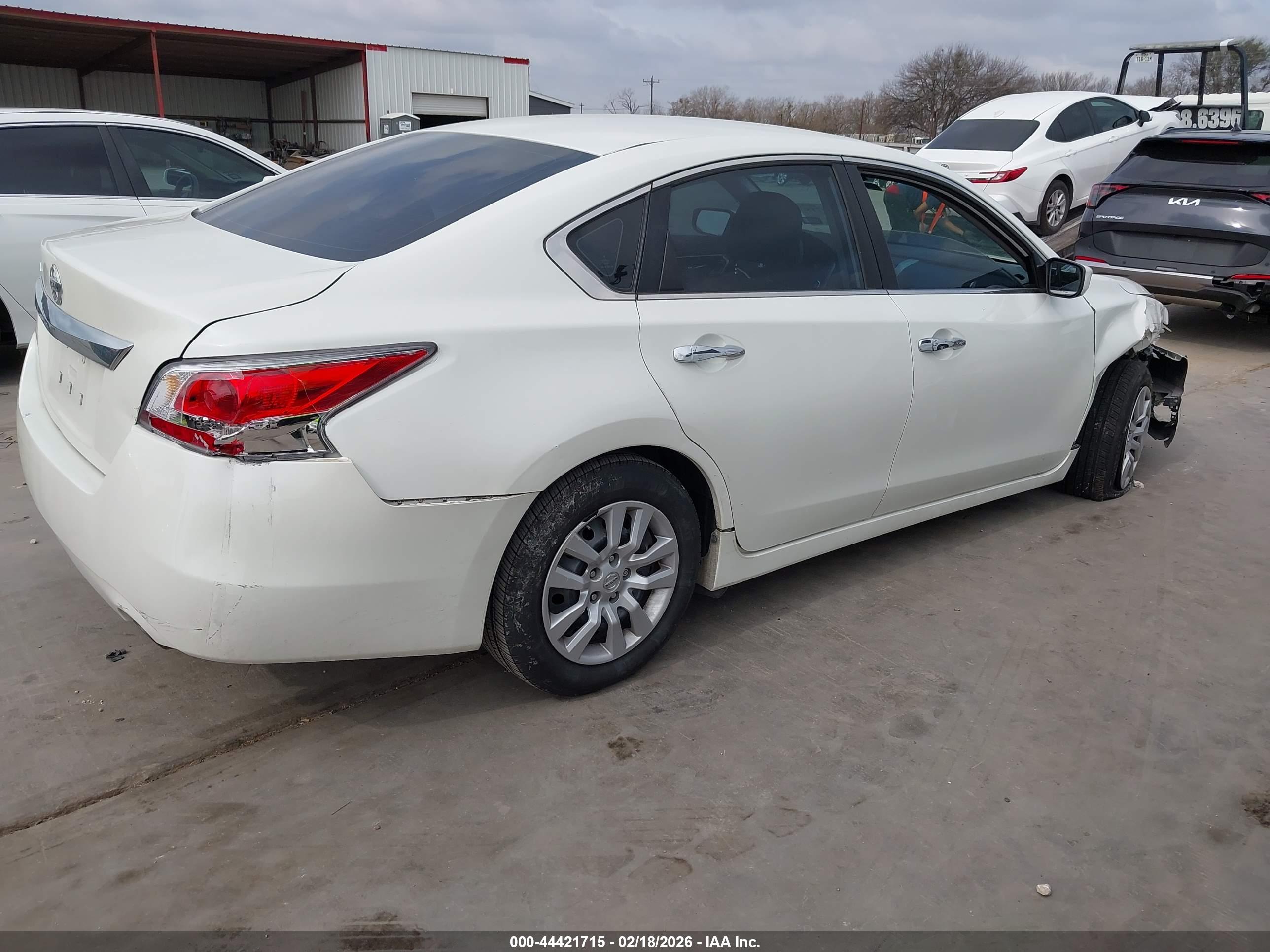 NISSAN ALTIMA image 4