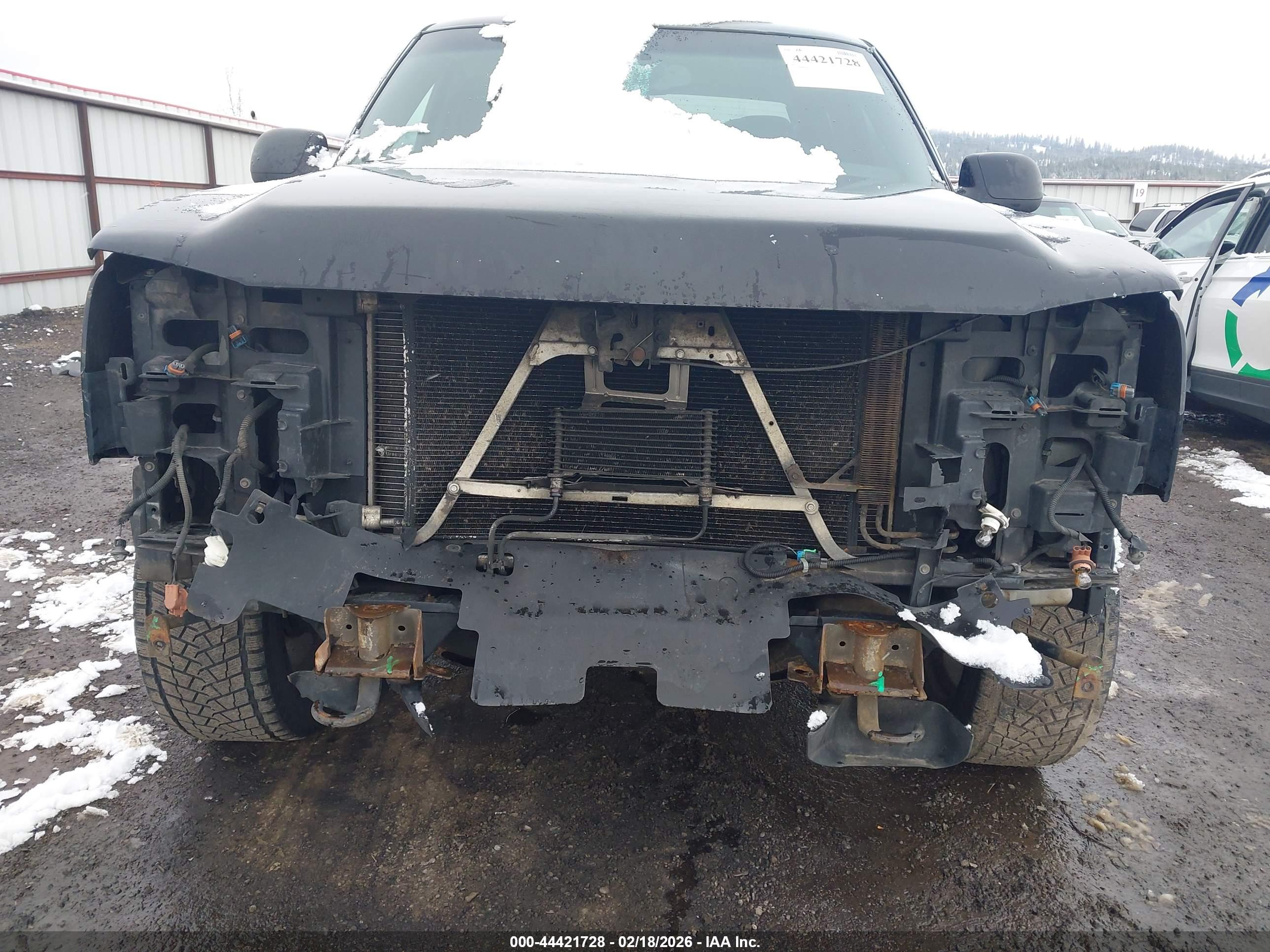 CHEVROLET SILVERADO image 6