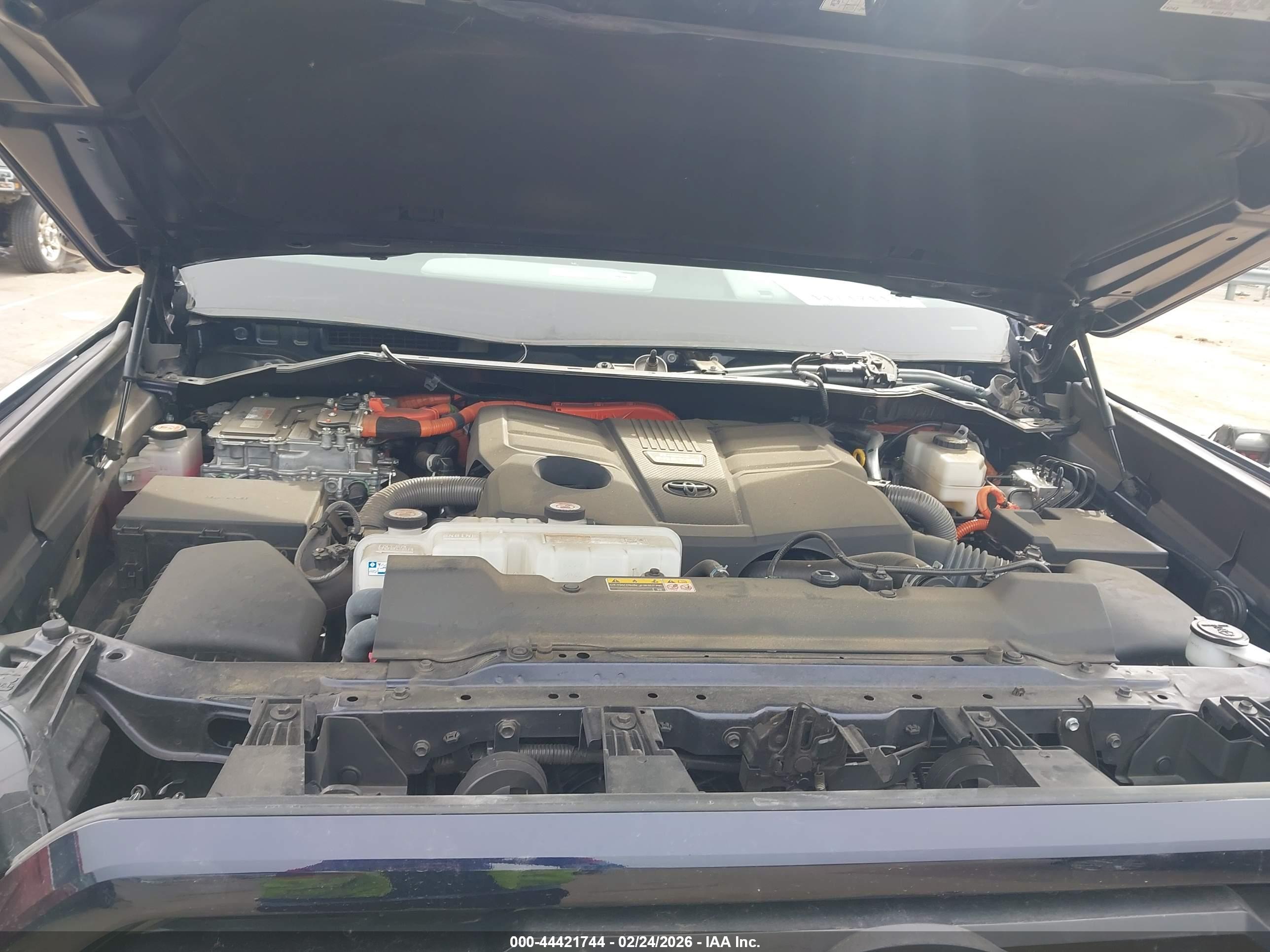 TOYOTA TUNDRA image 10