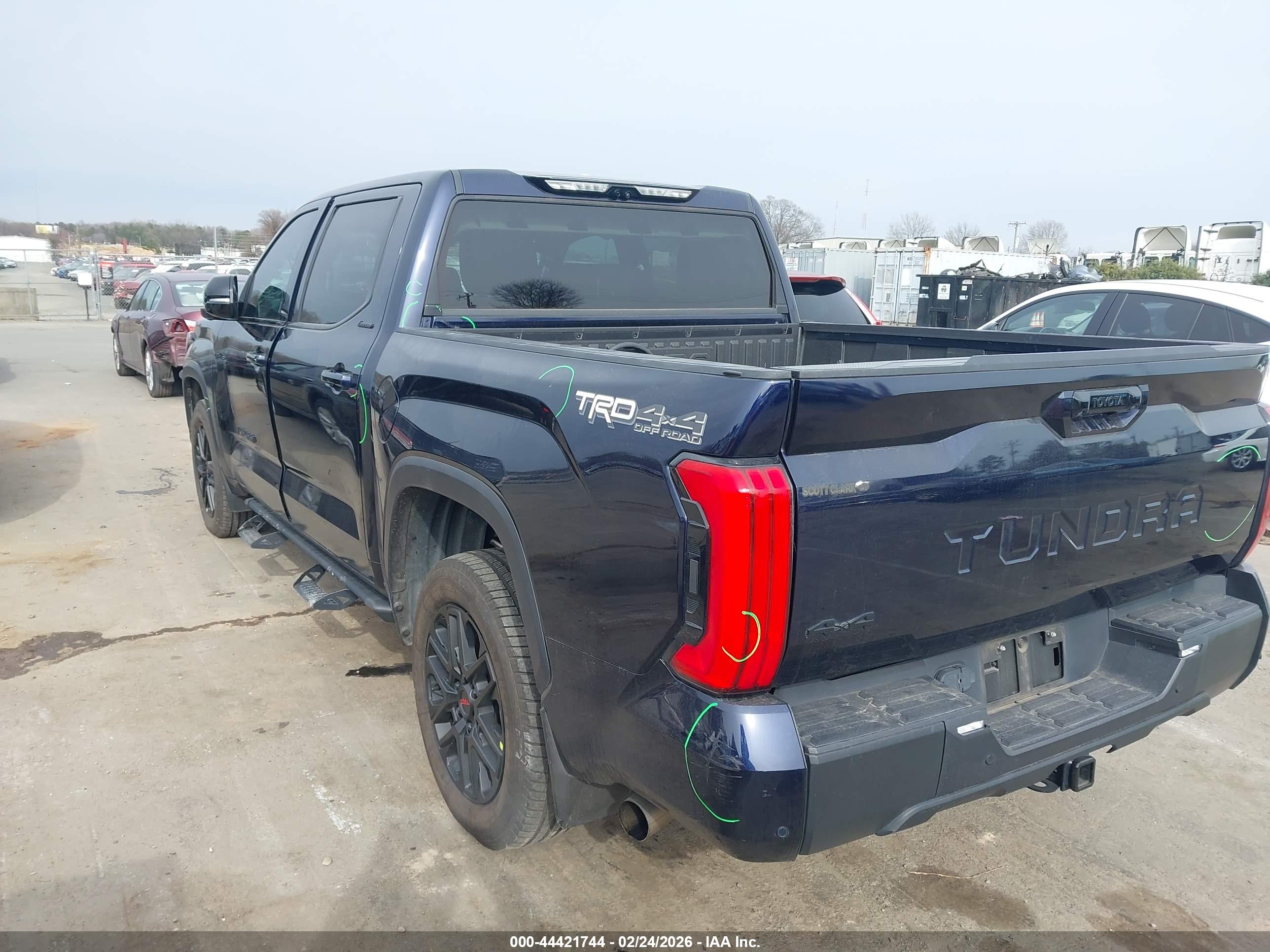 TOYOTA TUNDRA image 3