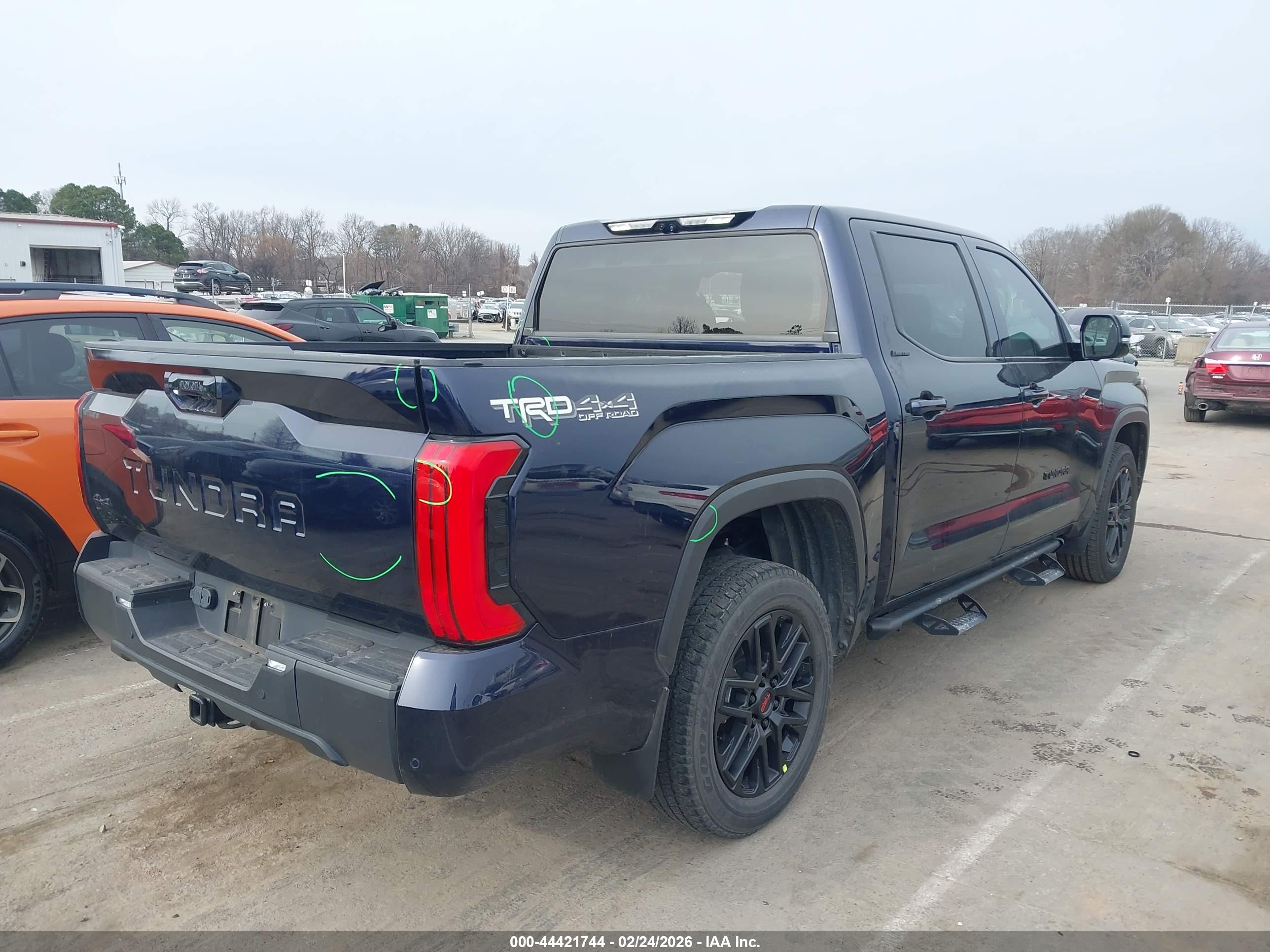 TOYOTA TUNDRA image 4