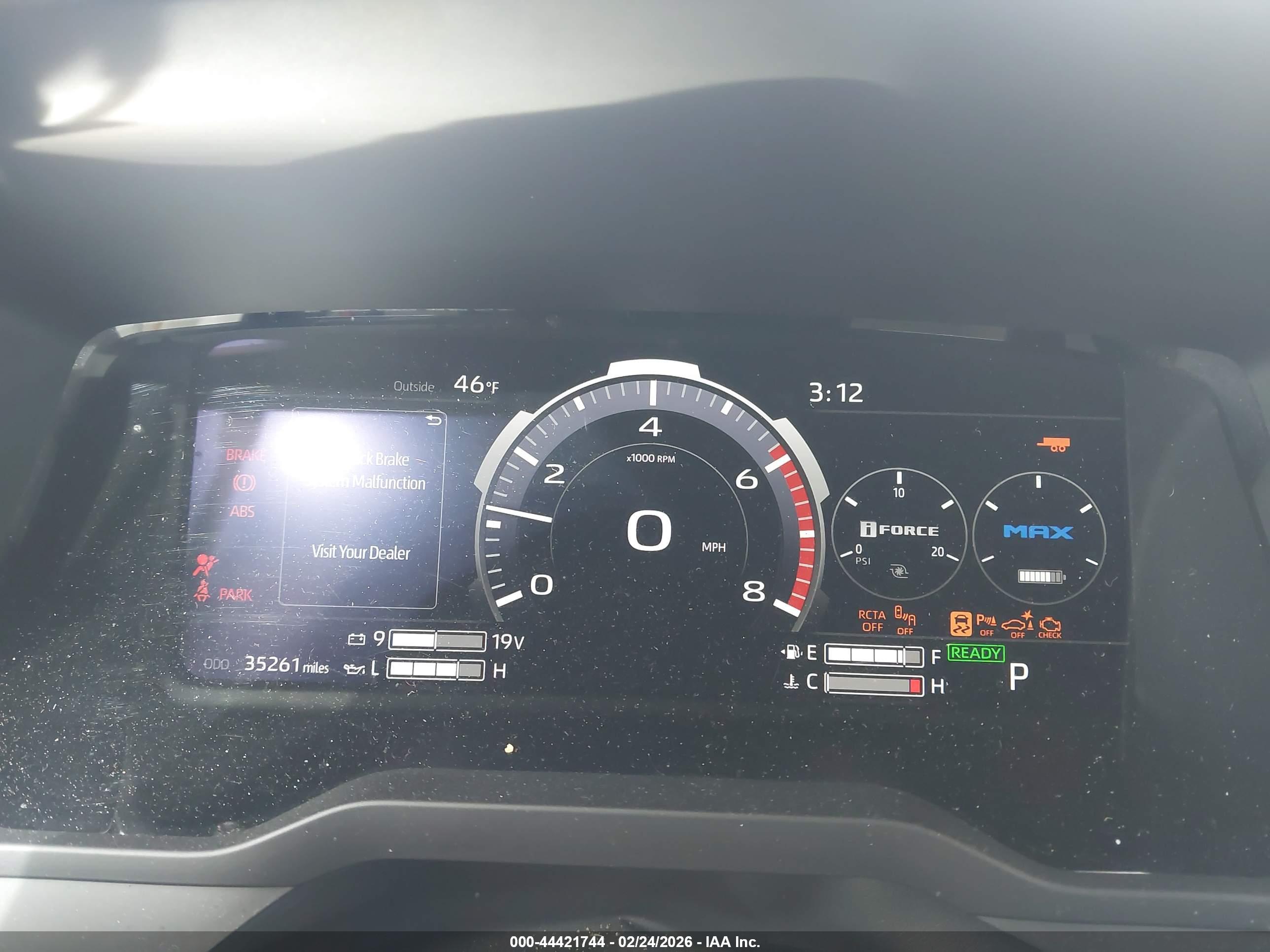 TOYOTA TUNDRA image 7