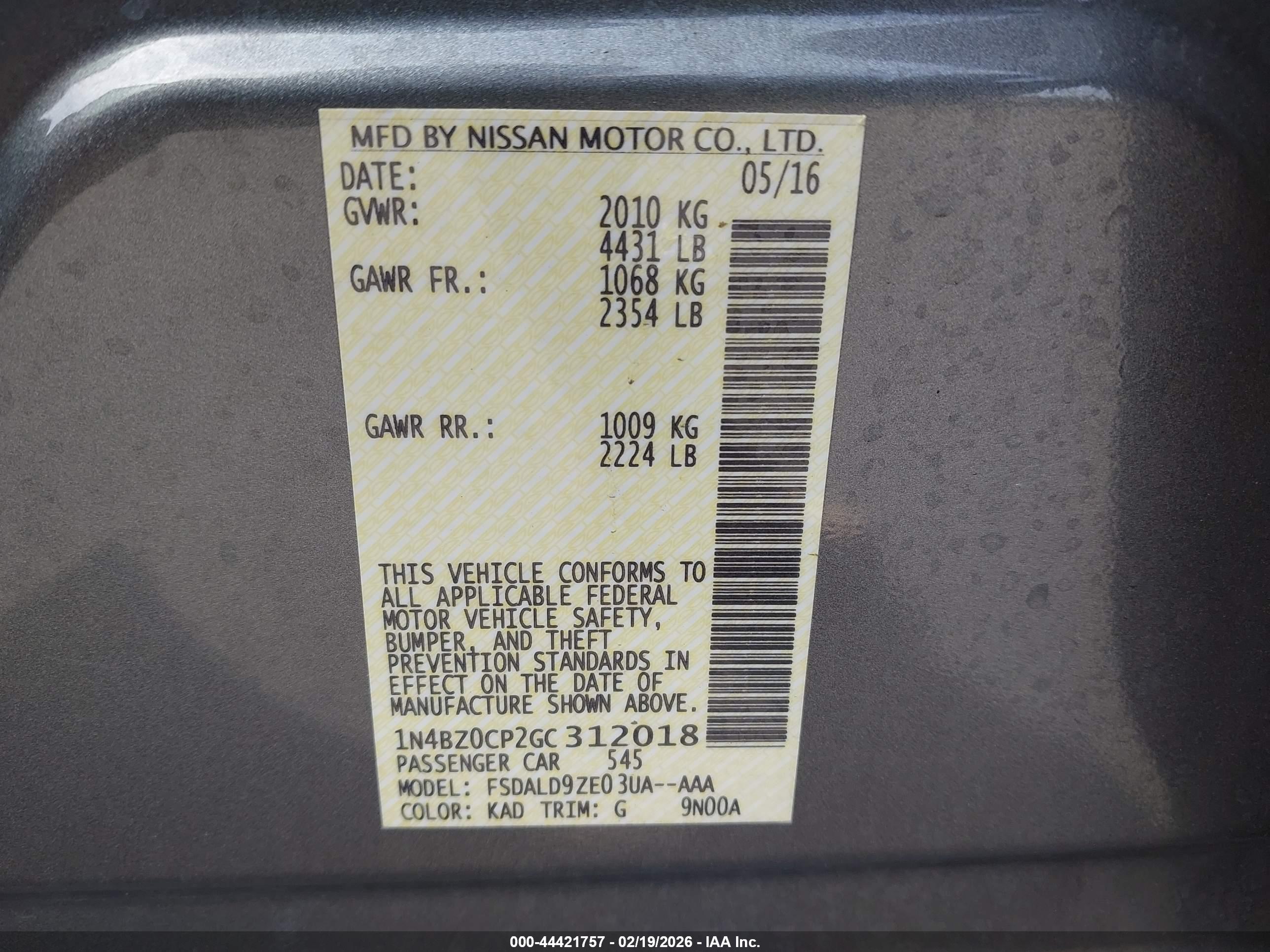 NISSAN LEAF image 9
