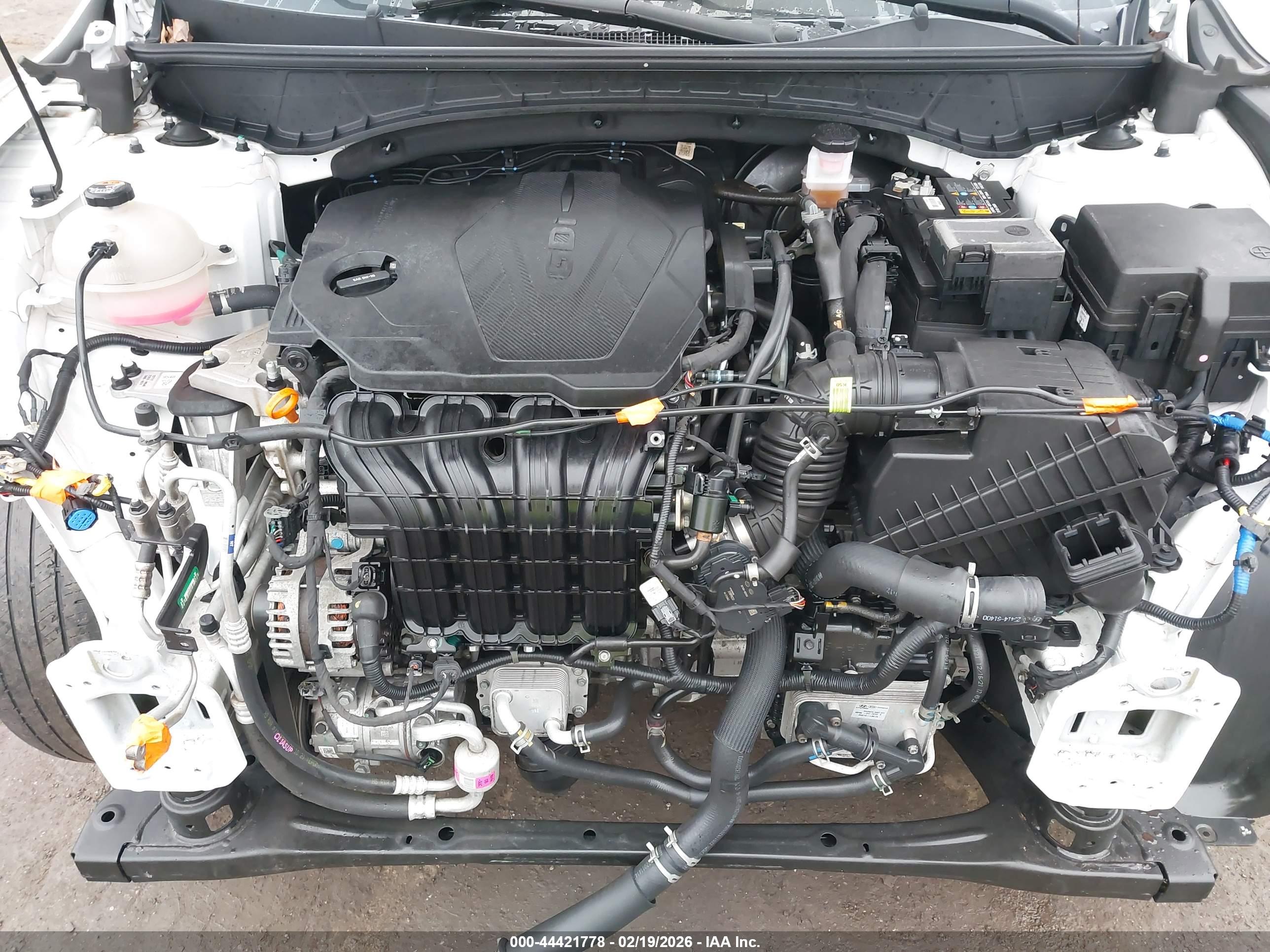 HYUNDAI SANTA image 10