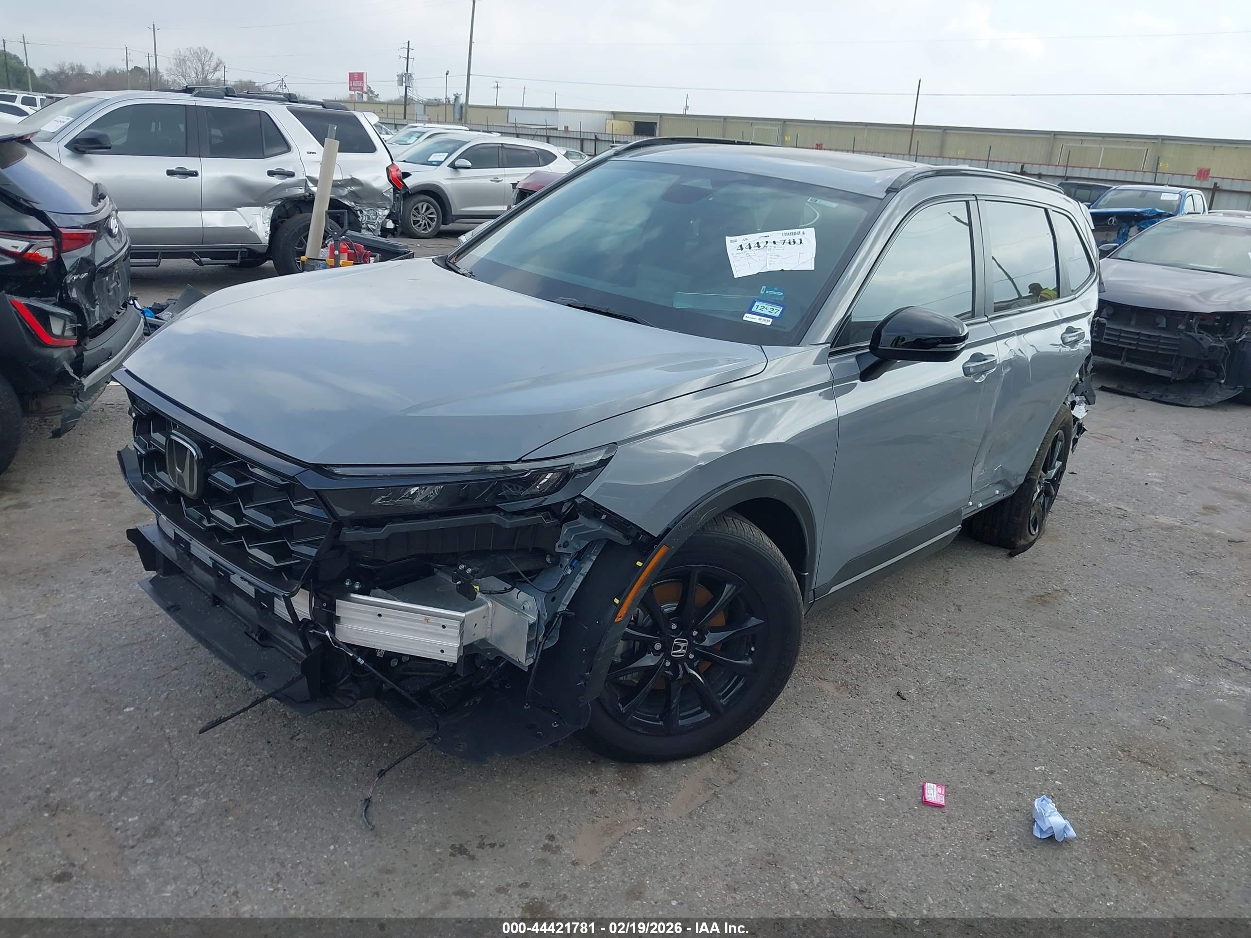 HONDA CR-V image 2