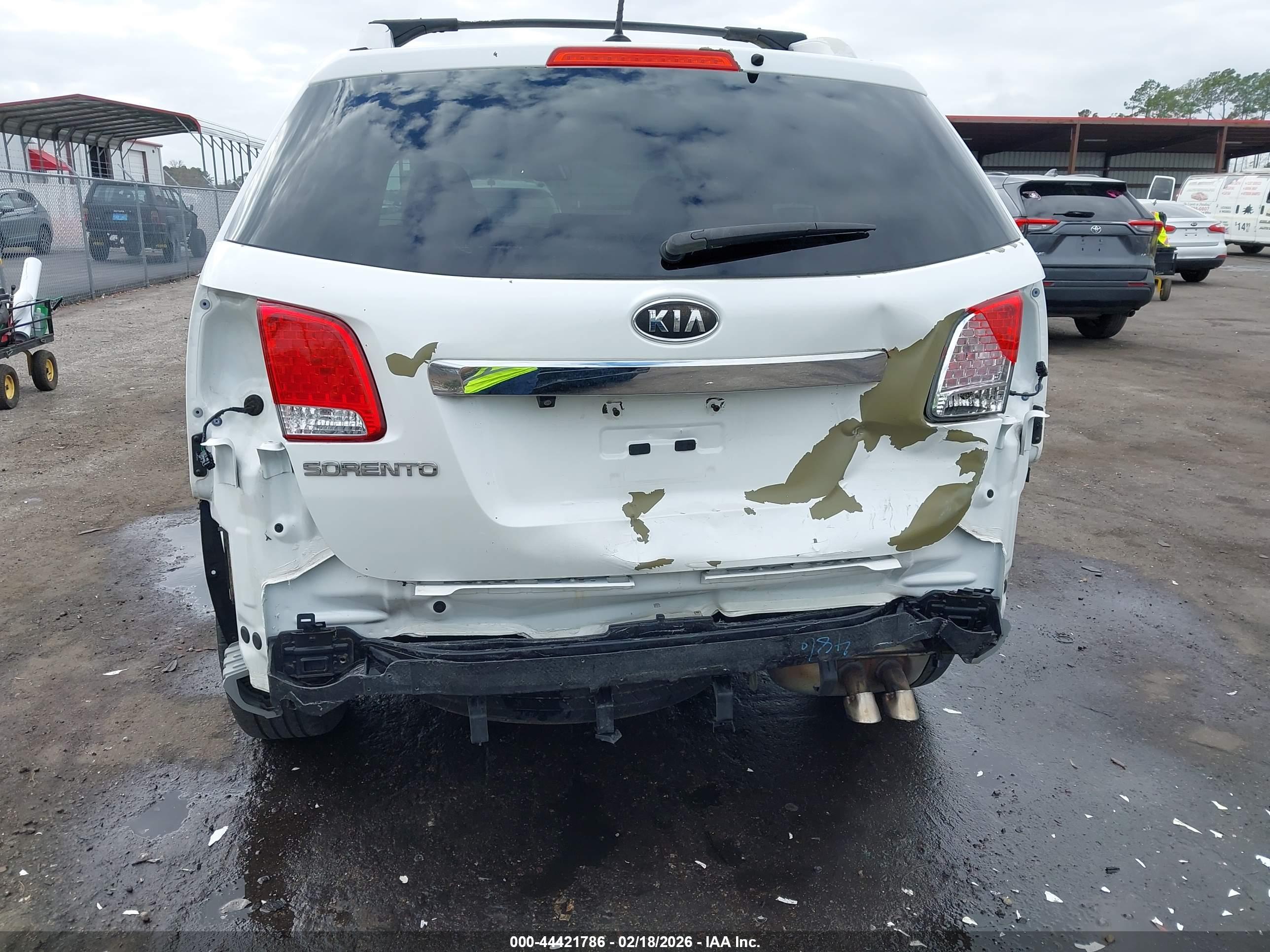 KIA SORENTO image 6