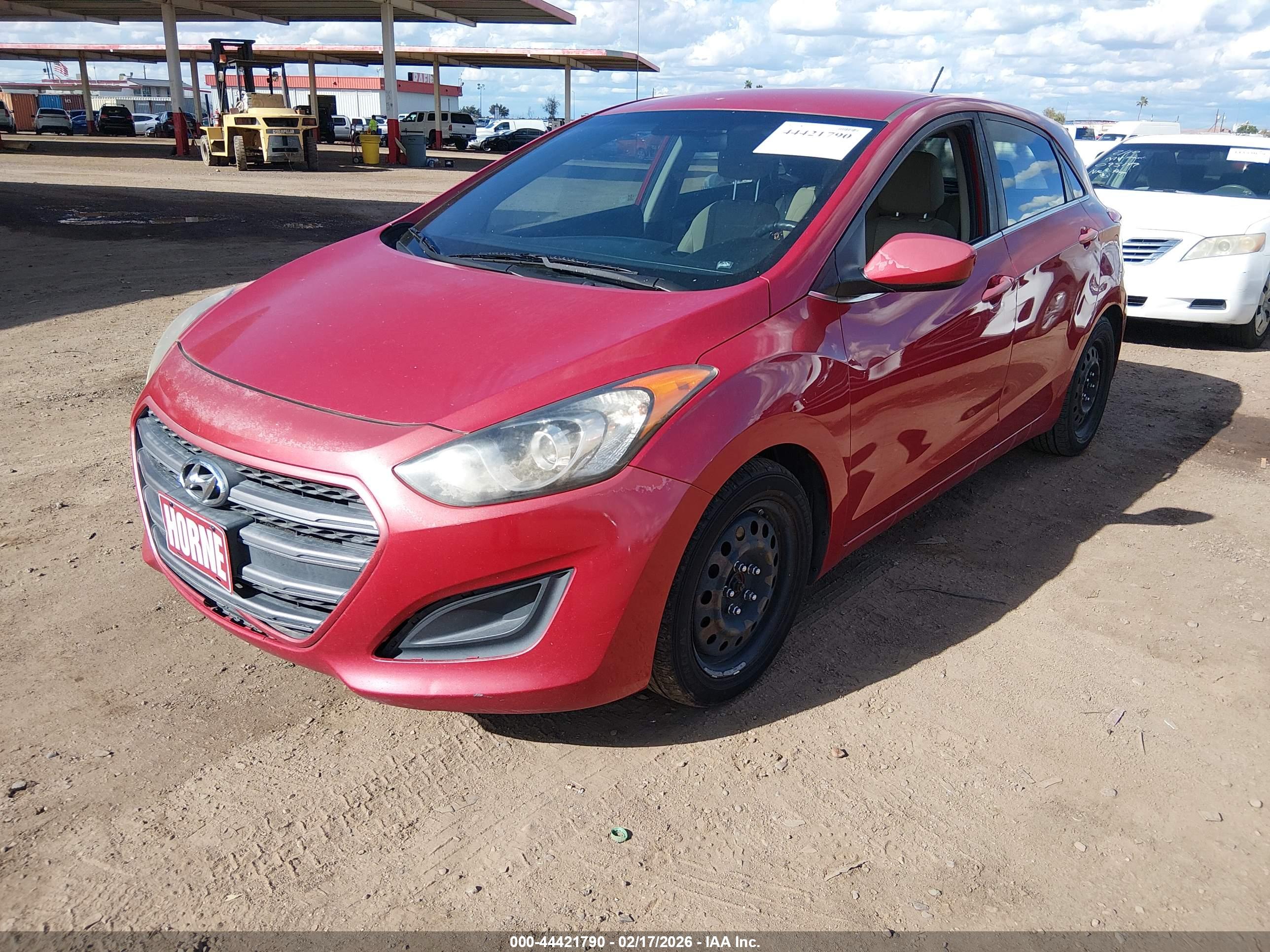 HYUNDAI ELANTRA image 6