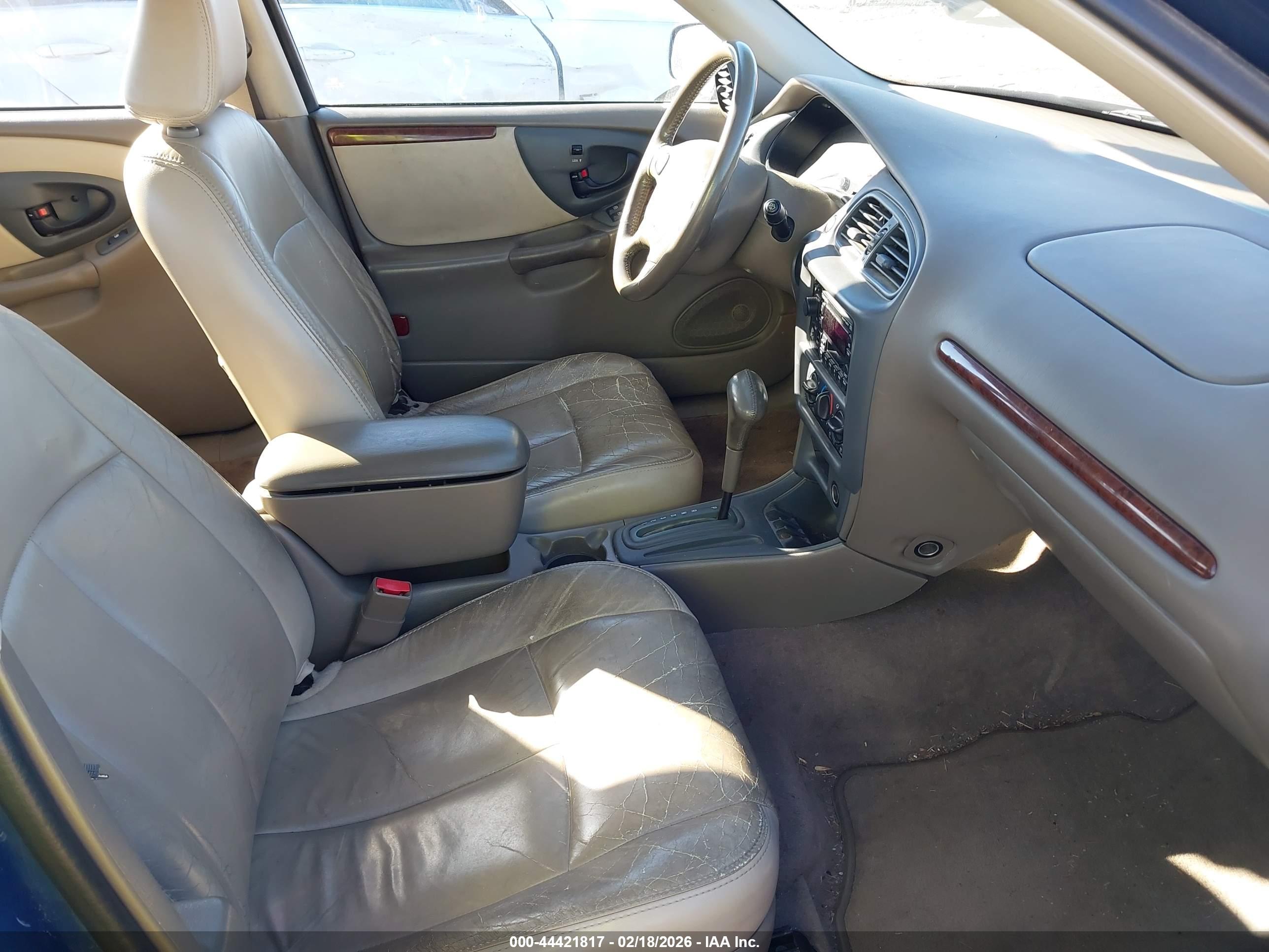 OLDSMOBILE CUTLASS image 5