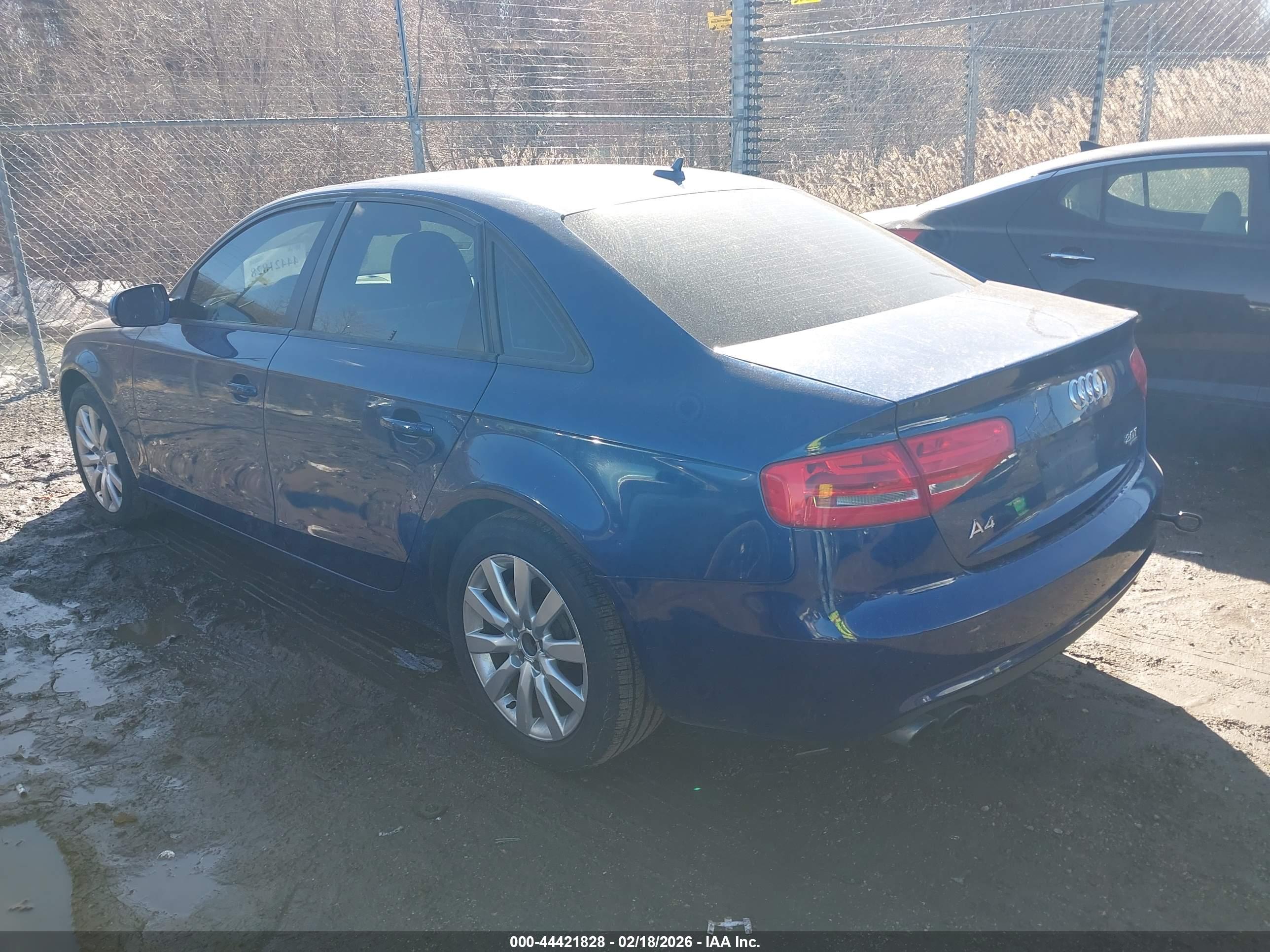 AUDI A4 image 3