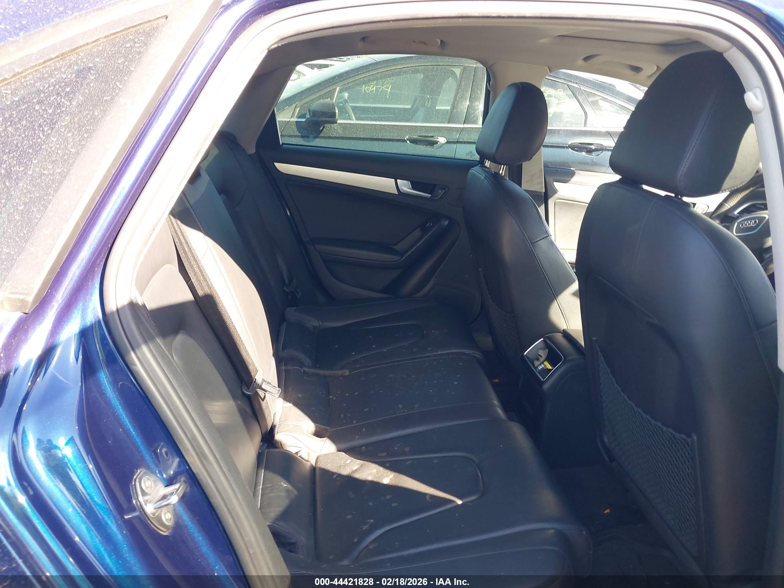 AUDI A4 image 8