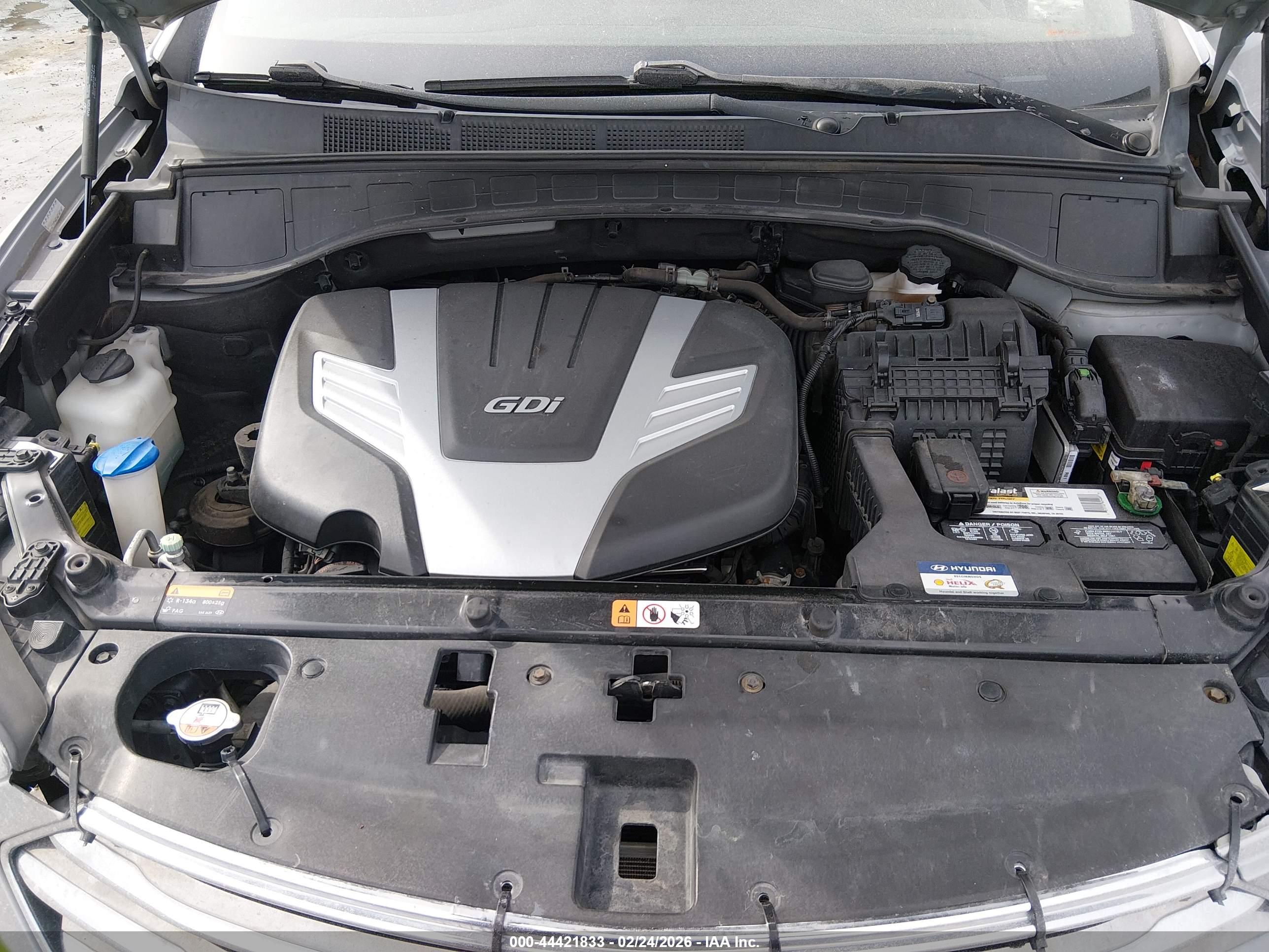 HYUNDAI SANTA image 10